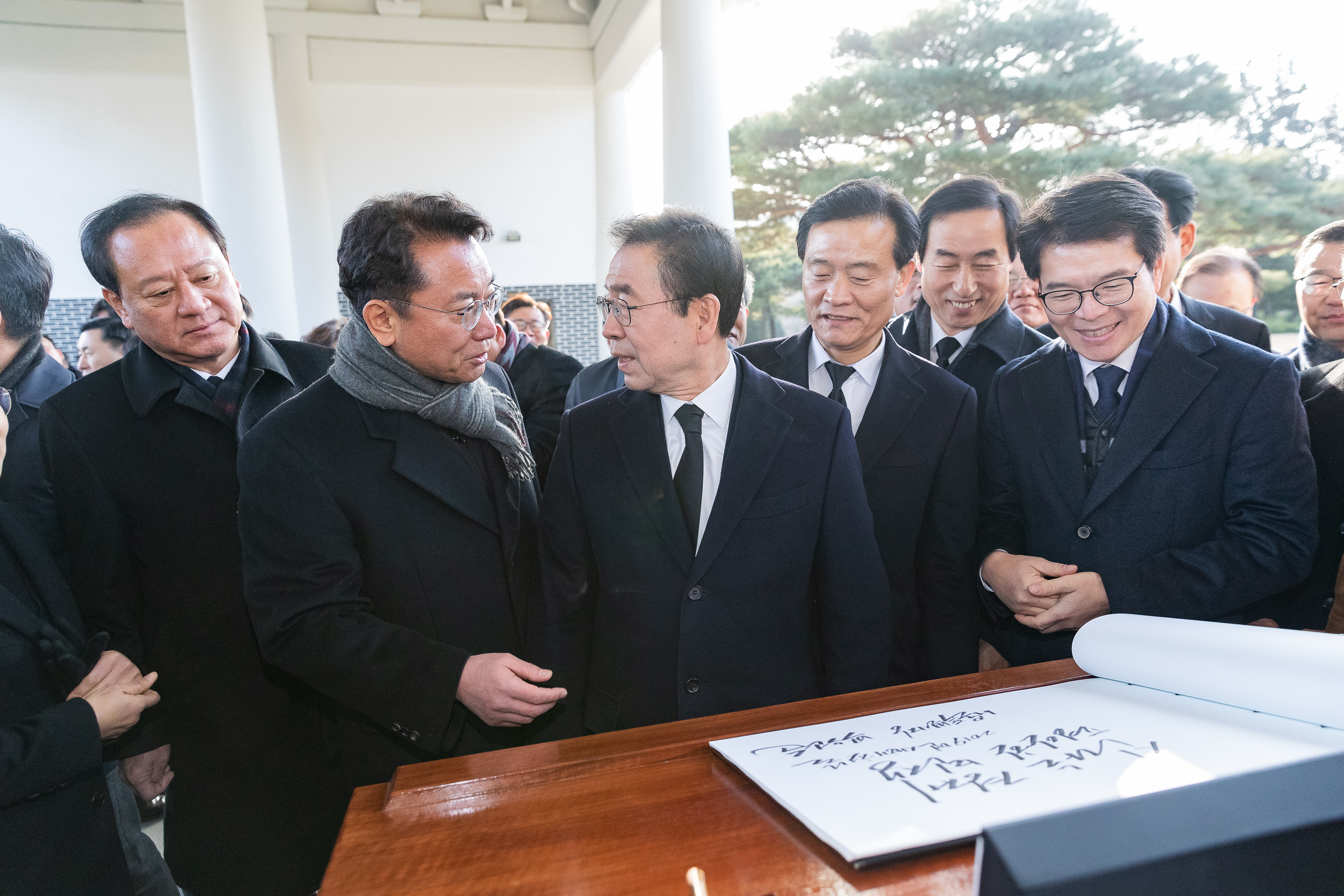 20190101-국립서울현충원 참배 0026_IB1_5705_S.jpg