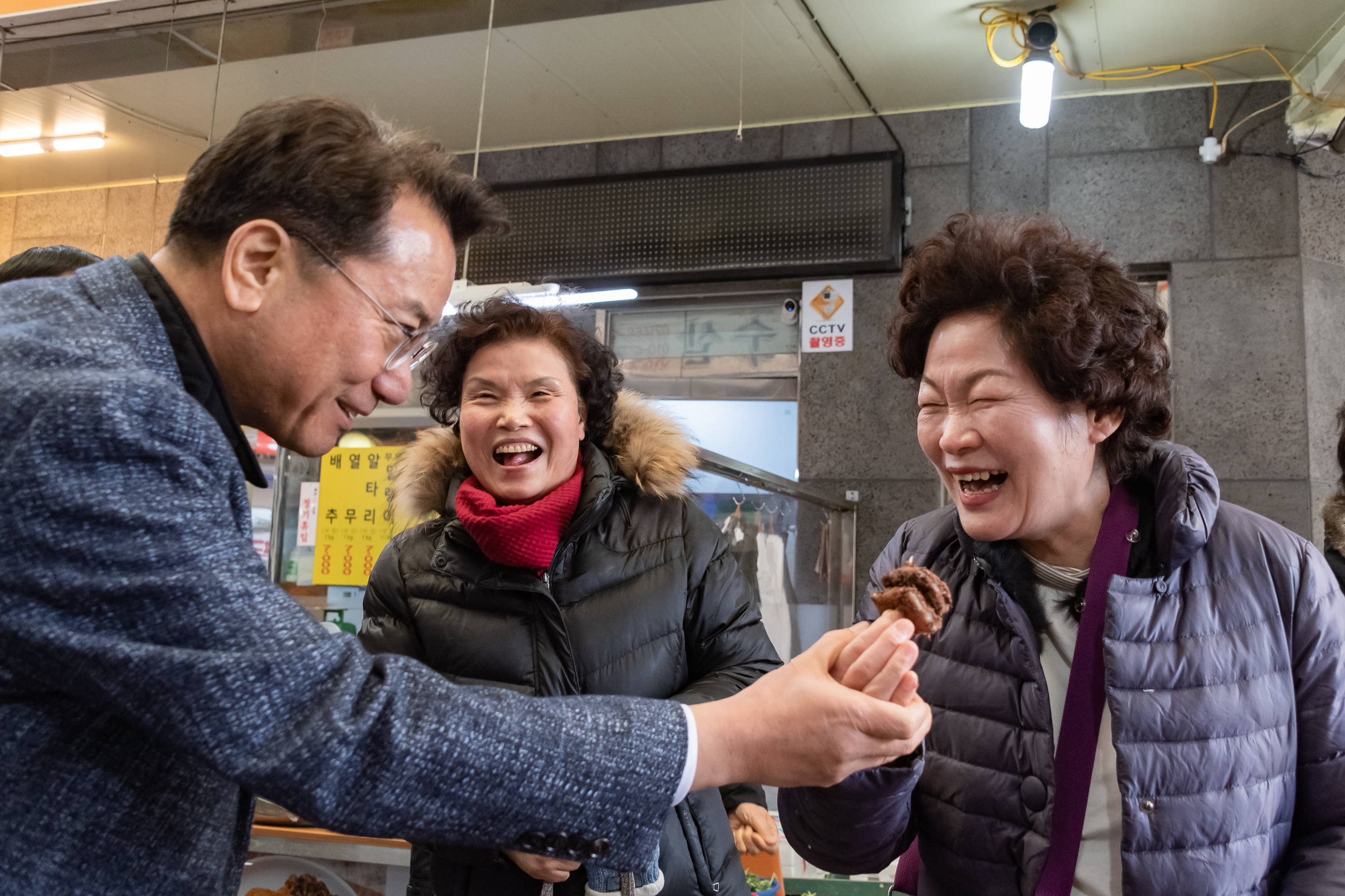 20190131-설맞이 전통시장방문-중곡제일시장 ND5_1183_S_183807.jpg