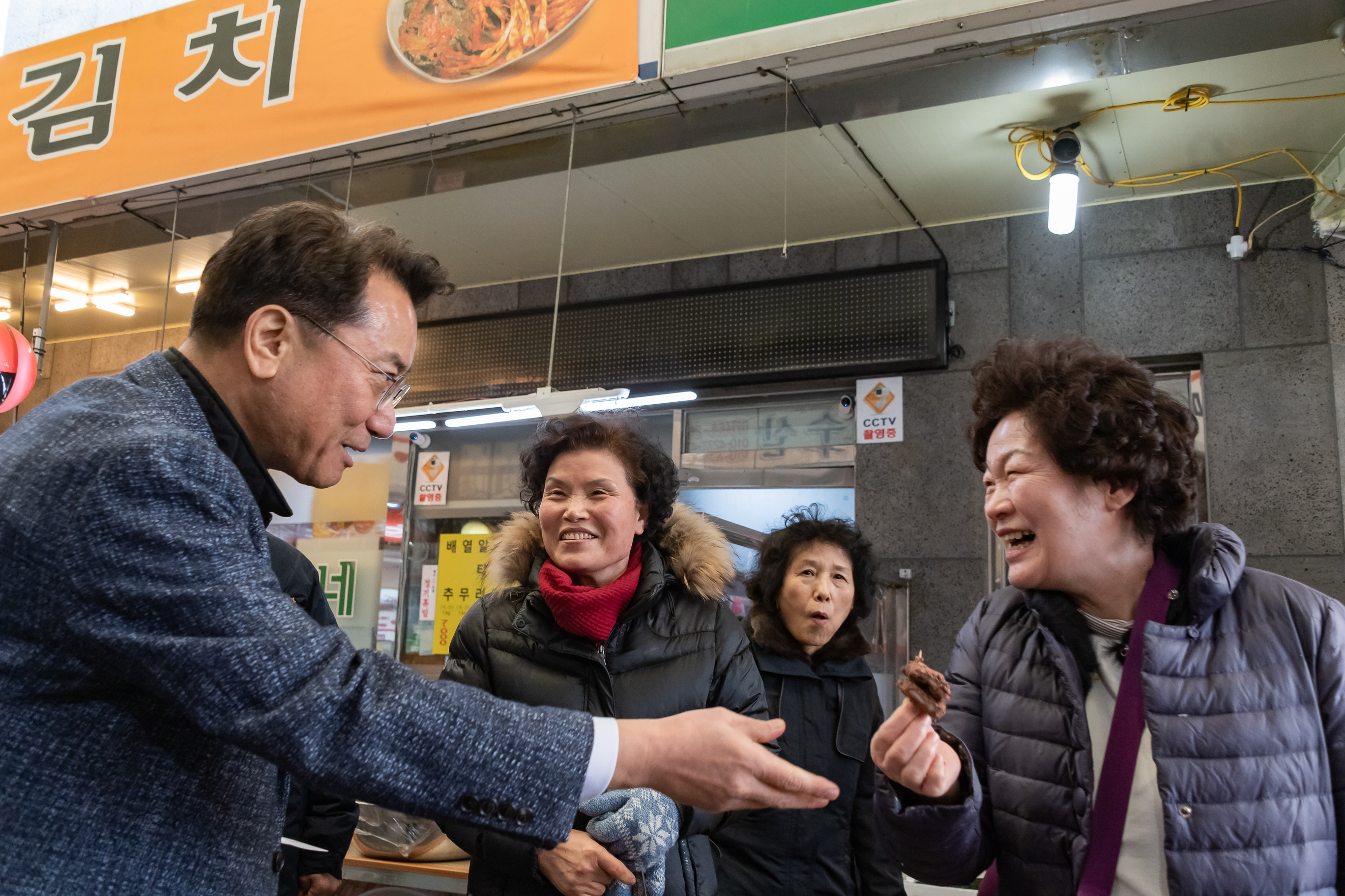 20190131-설맞이 전통시장방문-중곡제일시장 ND5_1189_S_183808.jpg