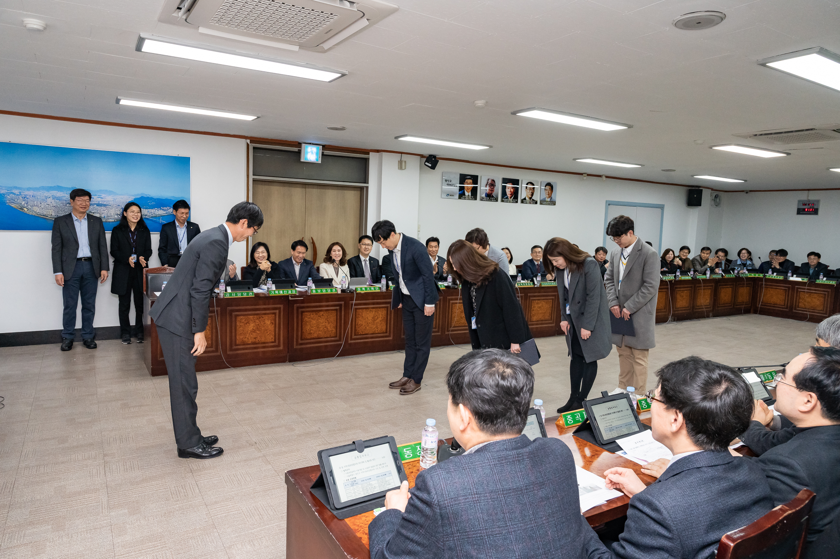 20190321-2019년 3월 우수공무원 표창수여 20190321-12658_S_082350.jpg