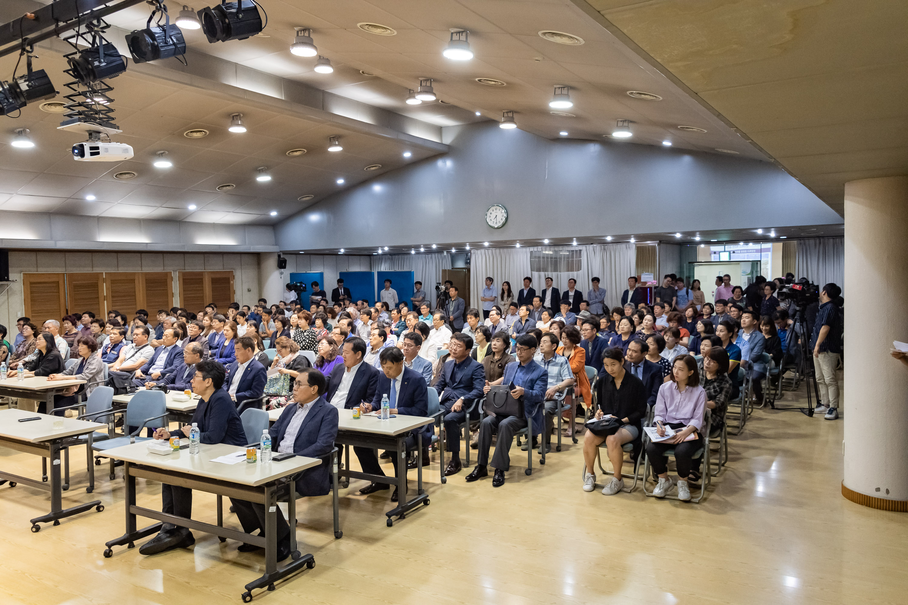 20190701-취임 1주년 기념 『구청장에게 듣는다』  20190701-87348_S_161822.jpg