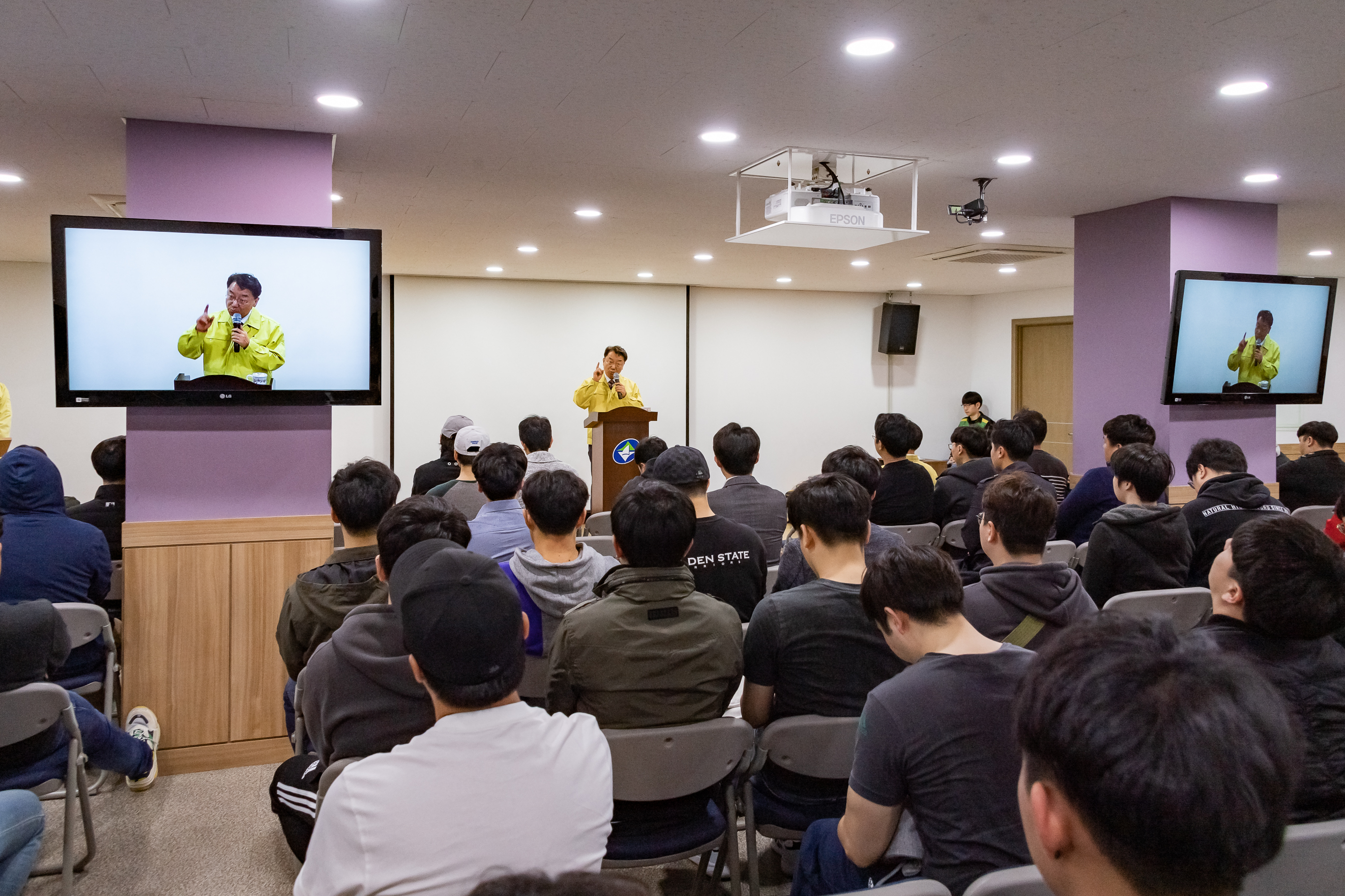 20190418-2019 신규편성 민방위교육(구의2동) 10_20190418-21639_S_180022.jpg