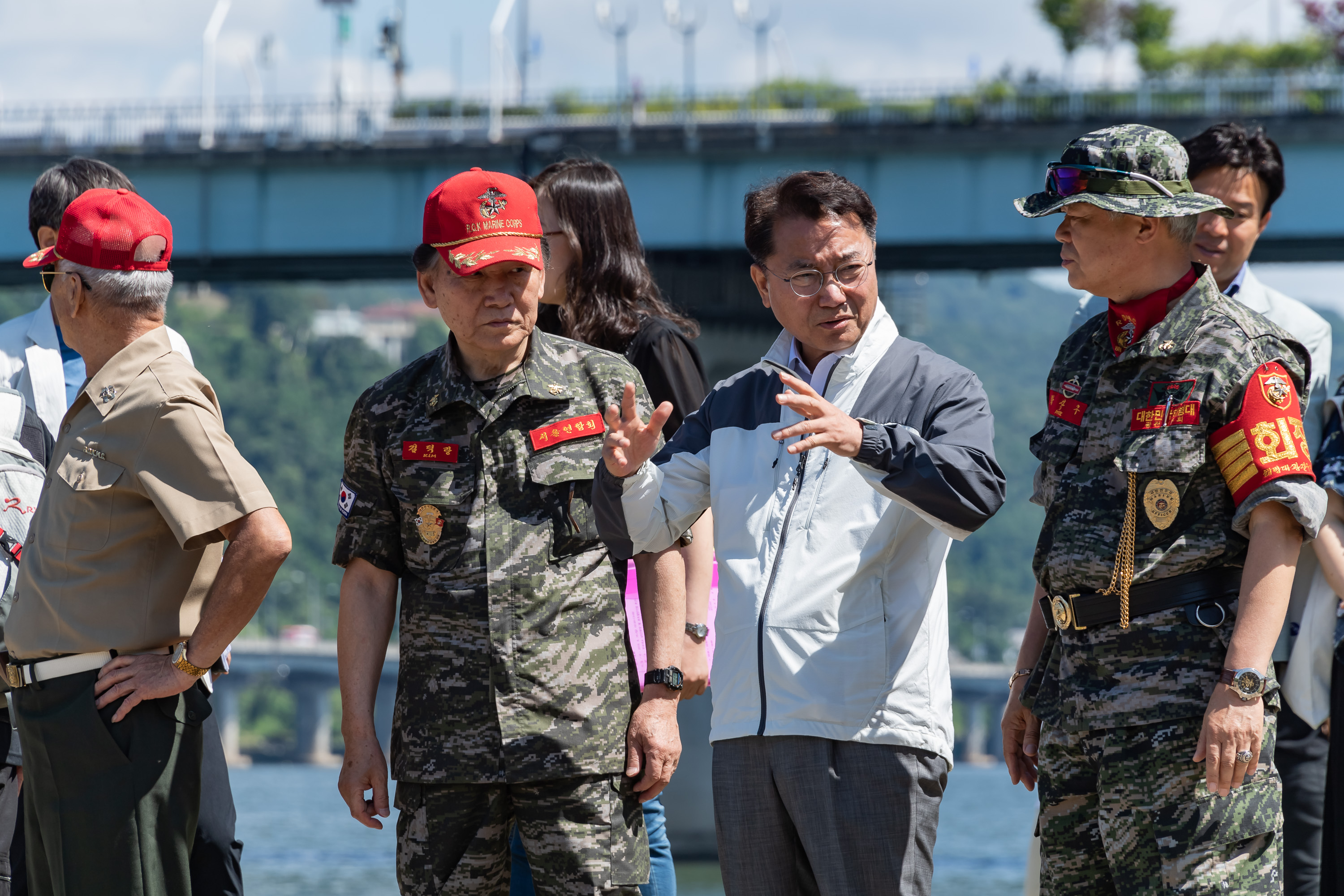 20190616-상반기 한강수중정화 행사 20190616-79960_S_134855.jpg