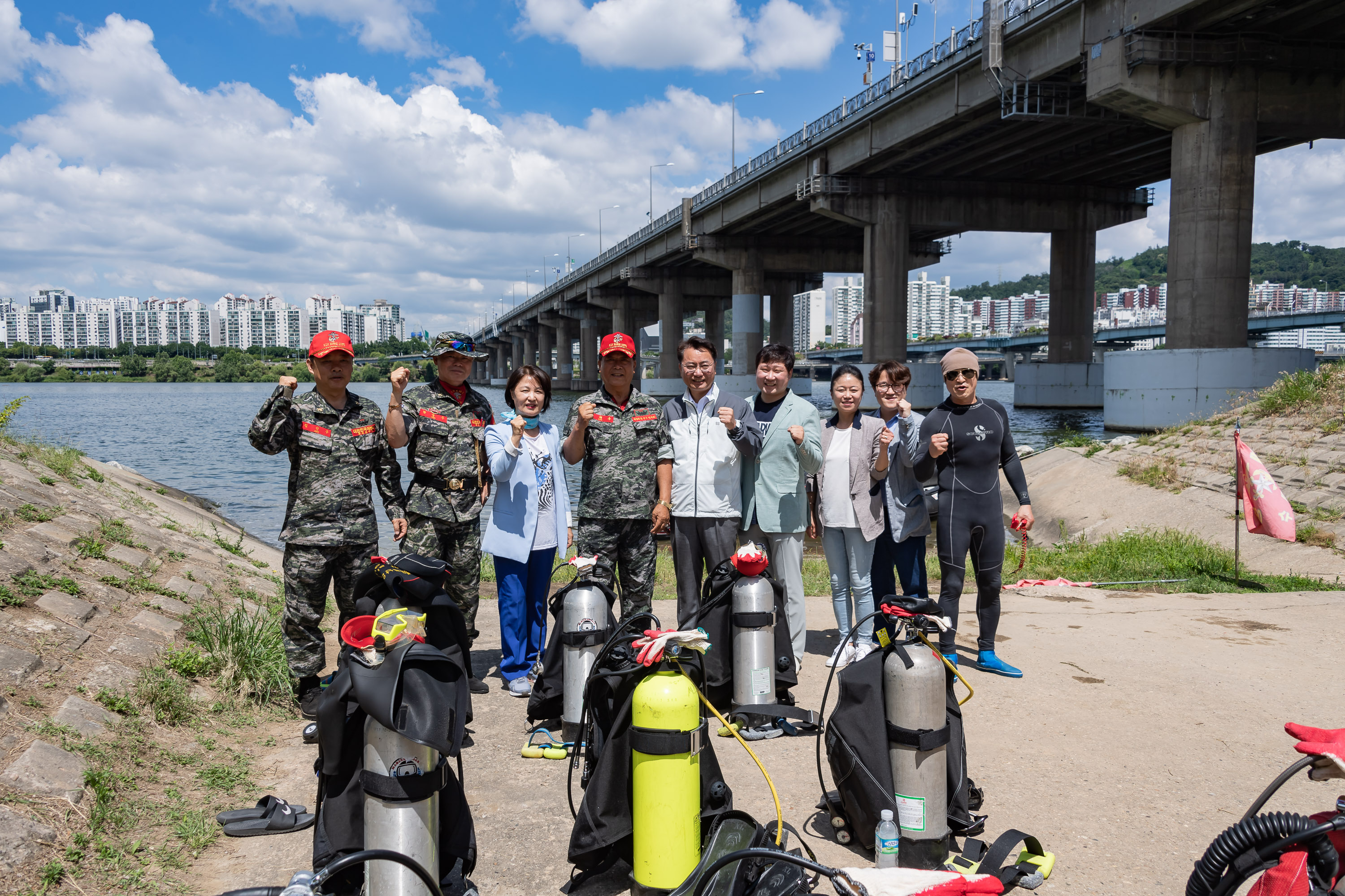 20190616-상반기 한강수중정화 행사 20190616-80378_S_134902.jpg