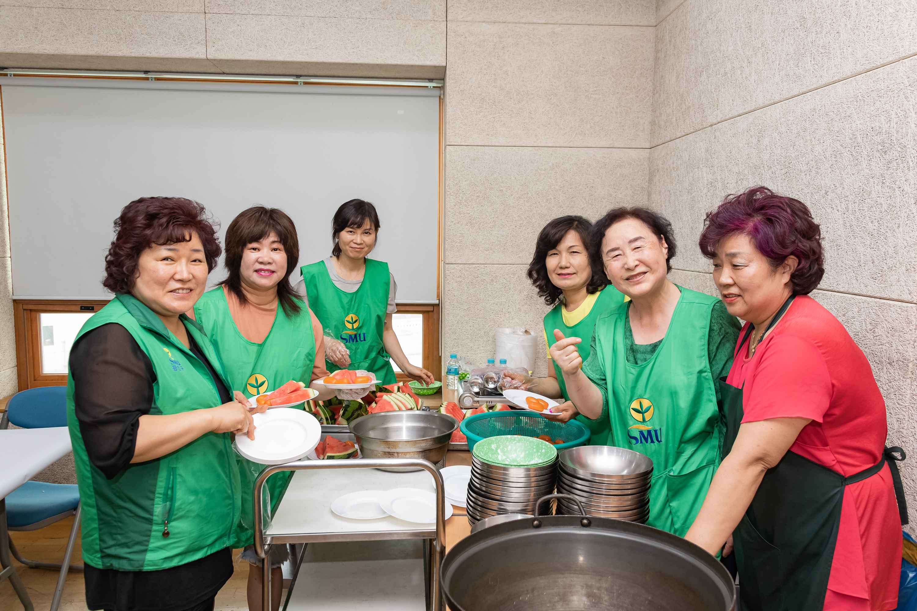 20190626-건강한 여름나기 삼계탕 나눔행사 20190626-84735_S_195216.jpg