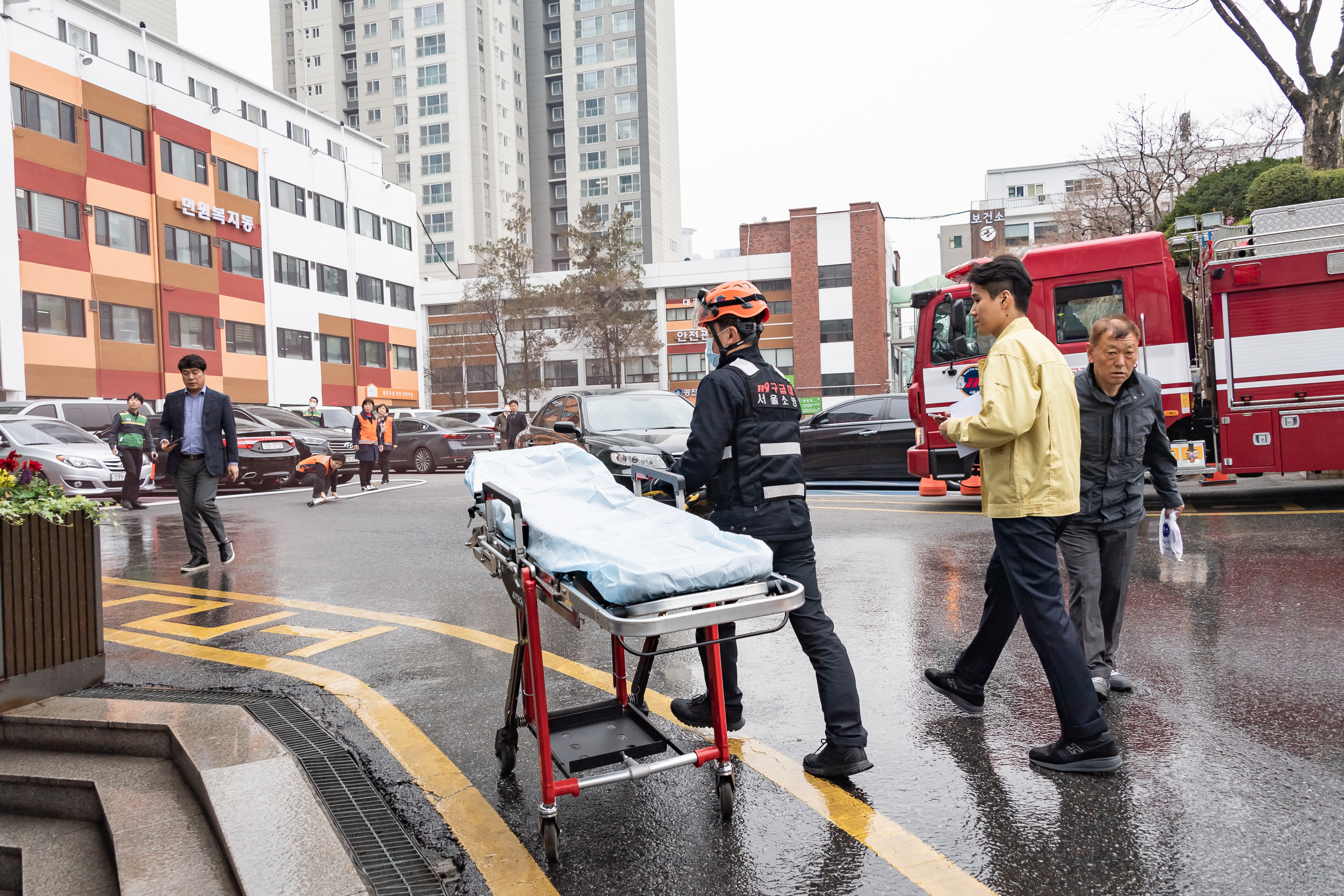 20190320-제410차 민방위의날 화재대피 및 구청사 소방훈련 20190320-12172_S_093631.jpg