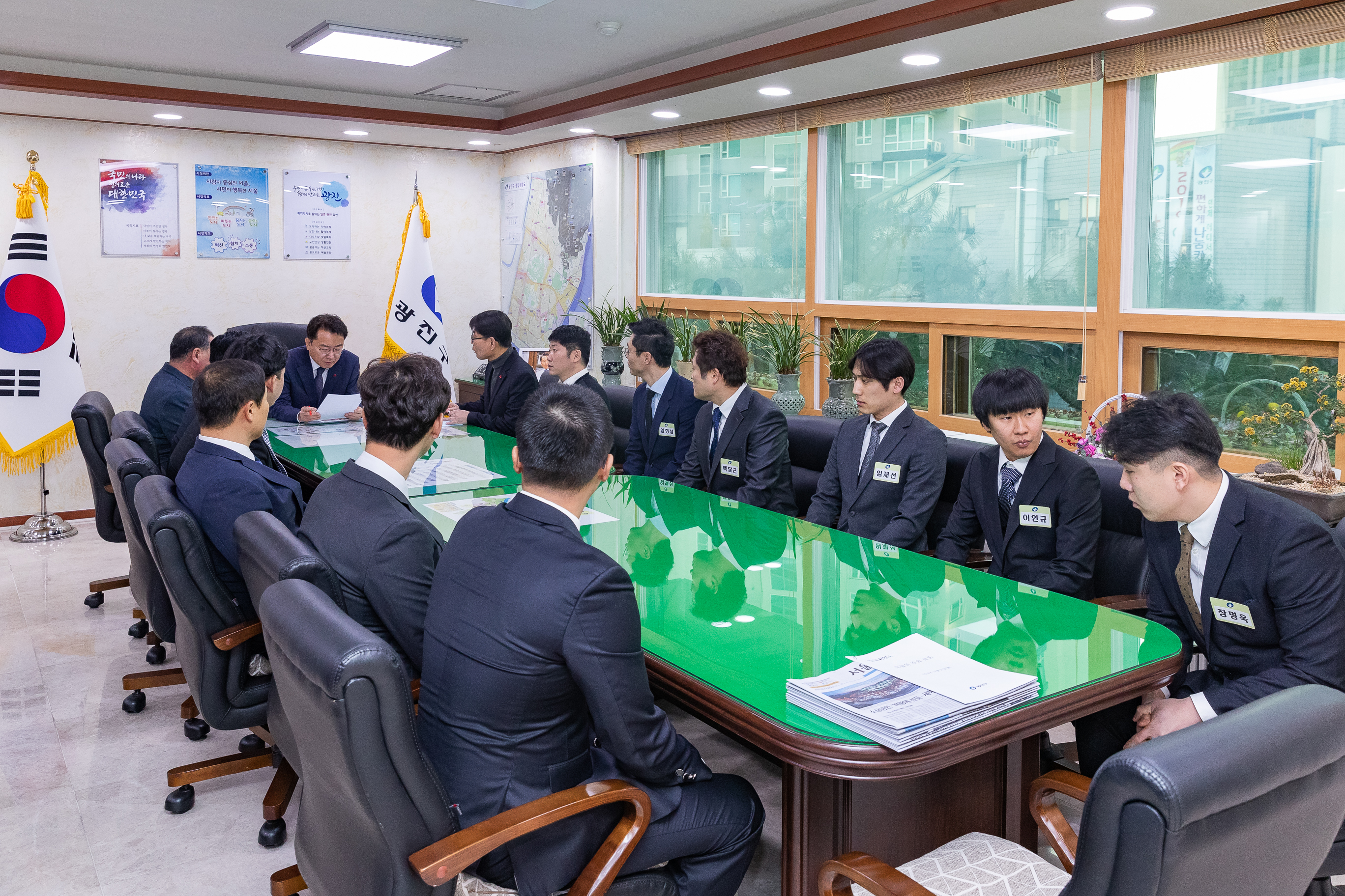 20181231-환경미화원 임명장 수여식 IB1_3846_S.jpg