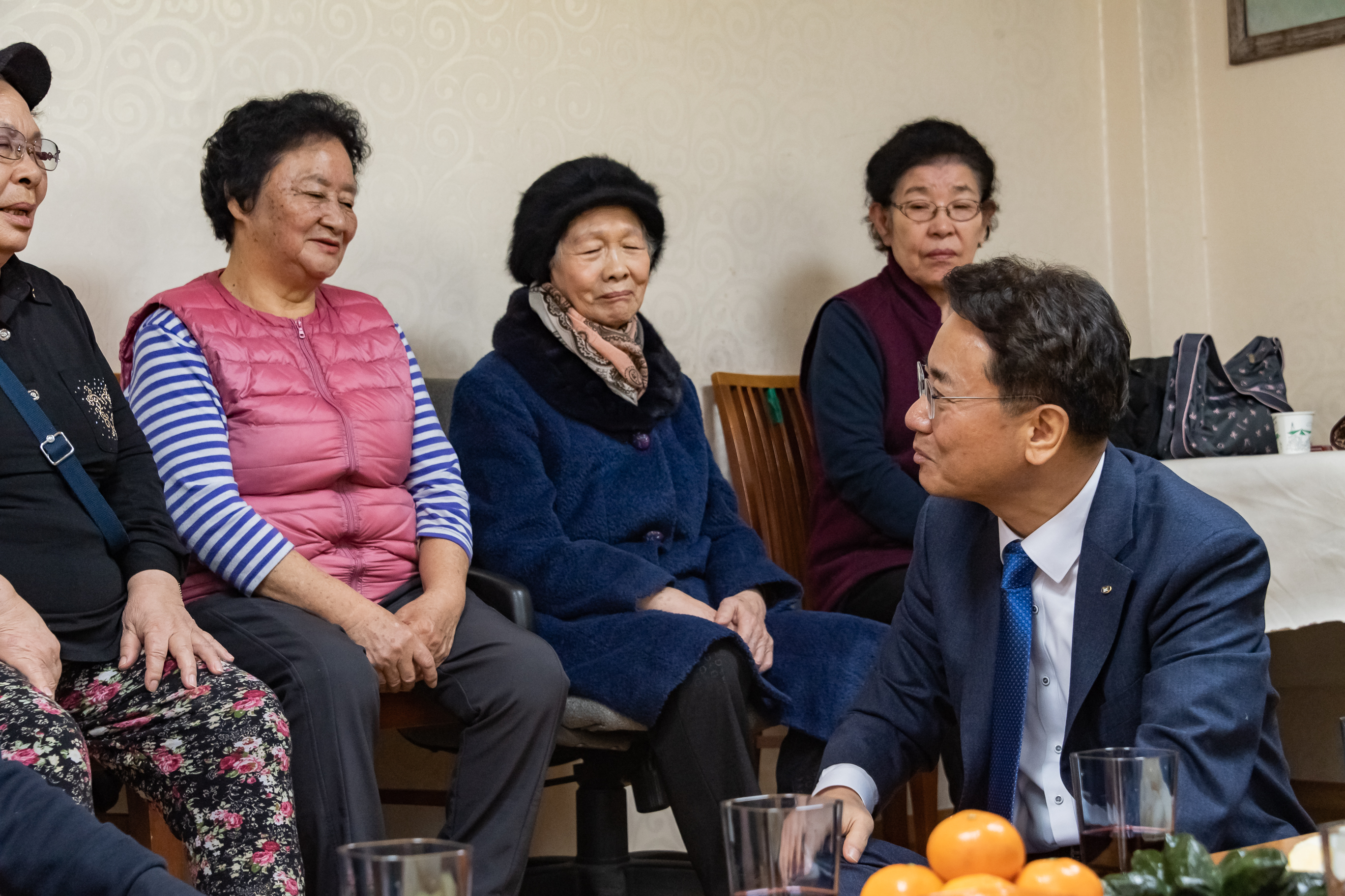 20190129-설맞이 노인복지시설 위문-자양4동 제1경로당 ND5_8516_S.jpg