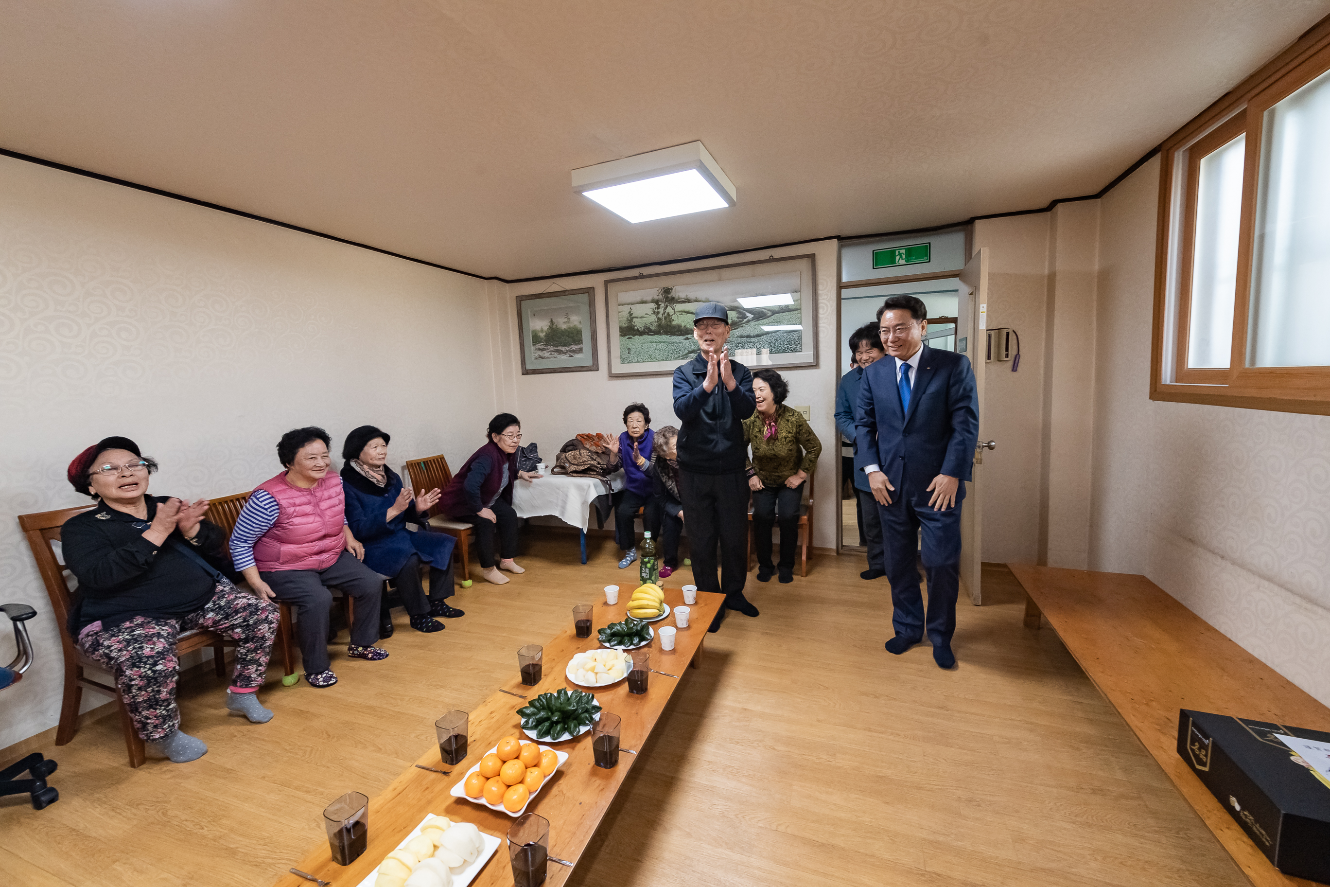 20190129-설맞이 노인복지시설 위문-자양4동 제1경로당 ND5_8438_S.jpg