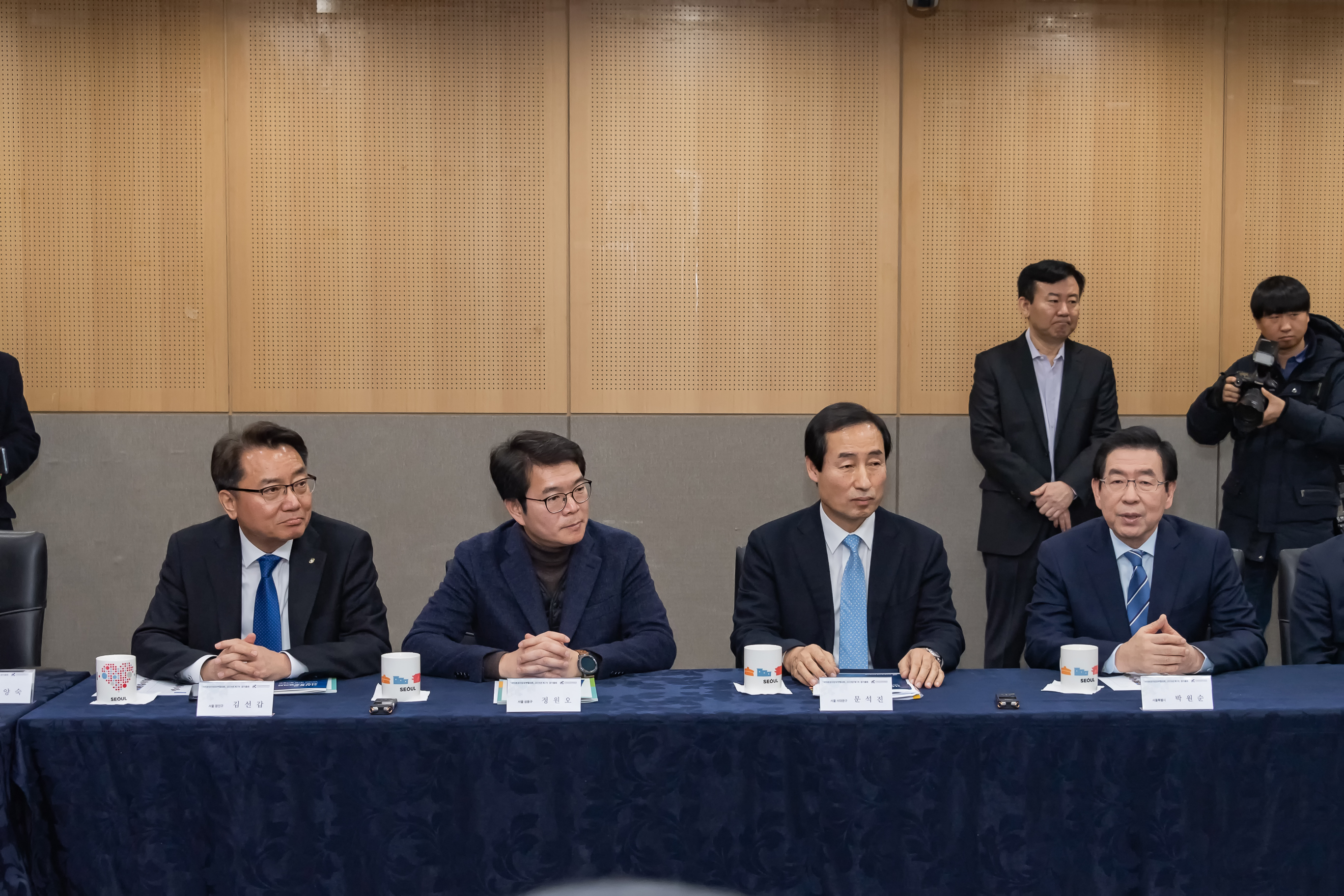 20190218-서울시장 환담 및 자치분권지방정부협의회 20190218_GJ004_1326_S_204700.jpg