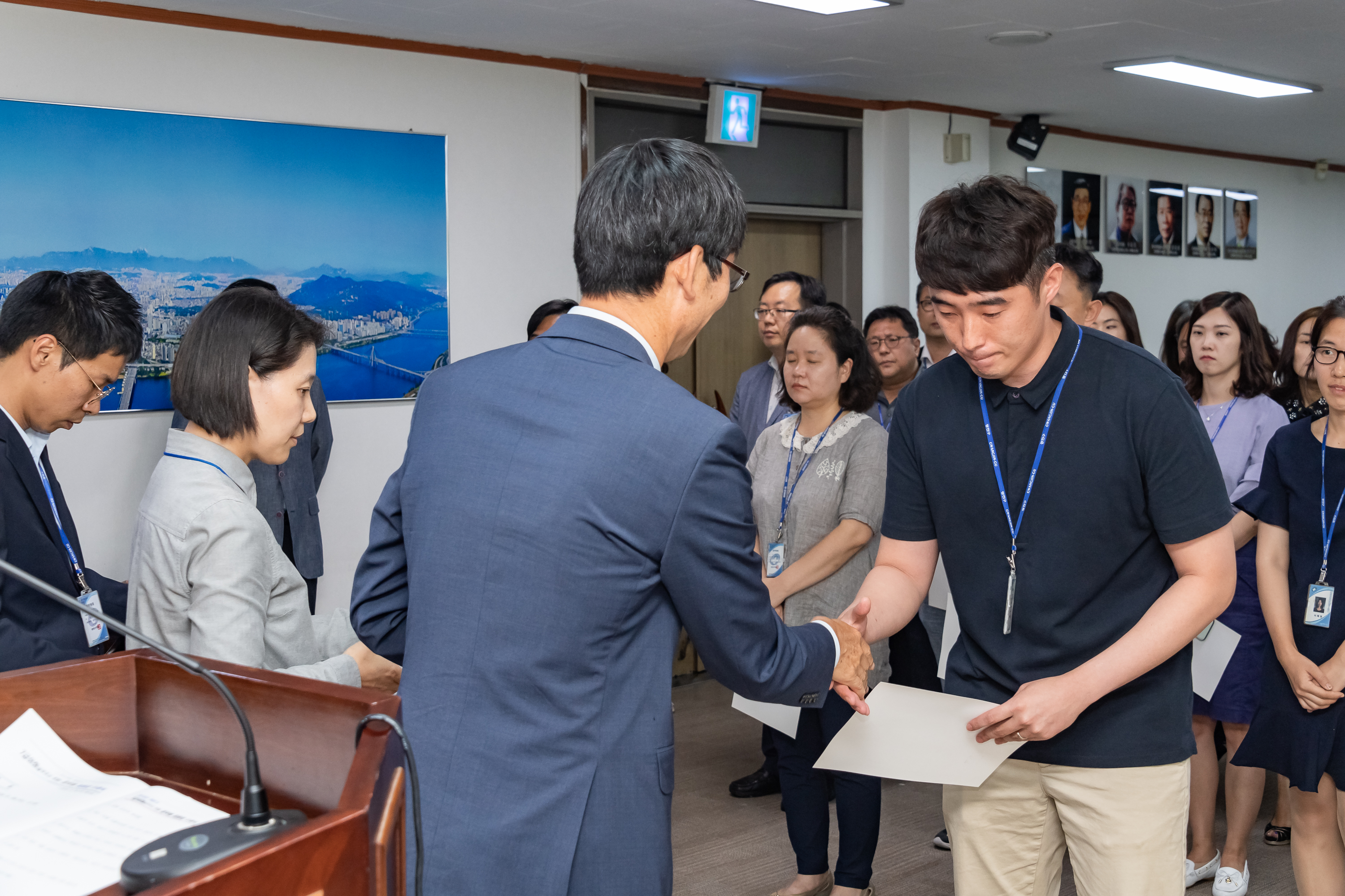 20190626-2019년 하반기 정기인사 발령장 수여식 20190626-85237_S_195745.jpg