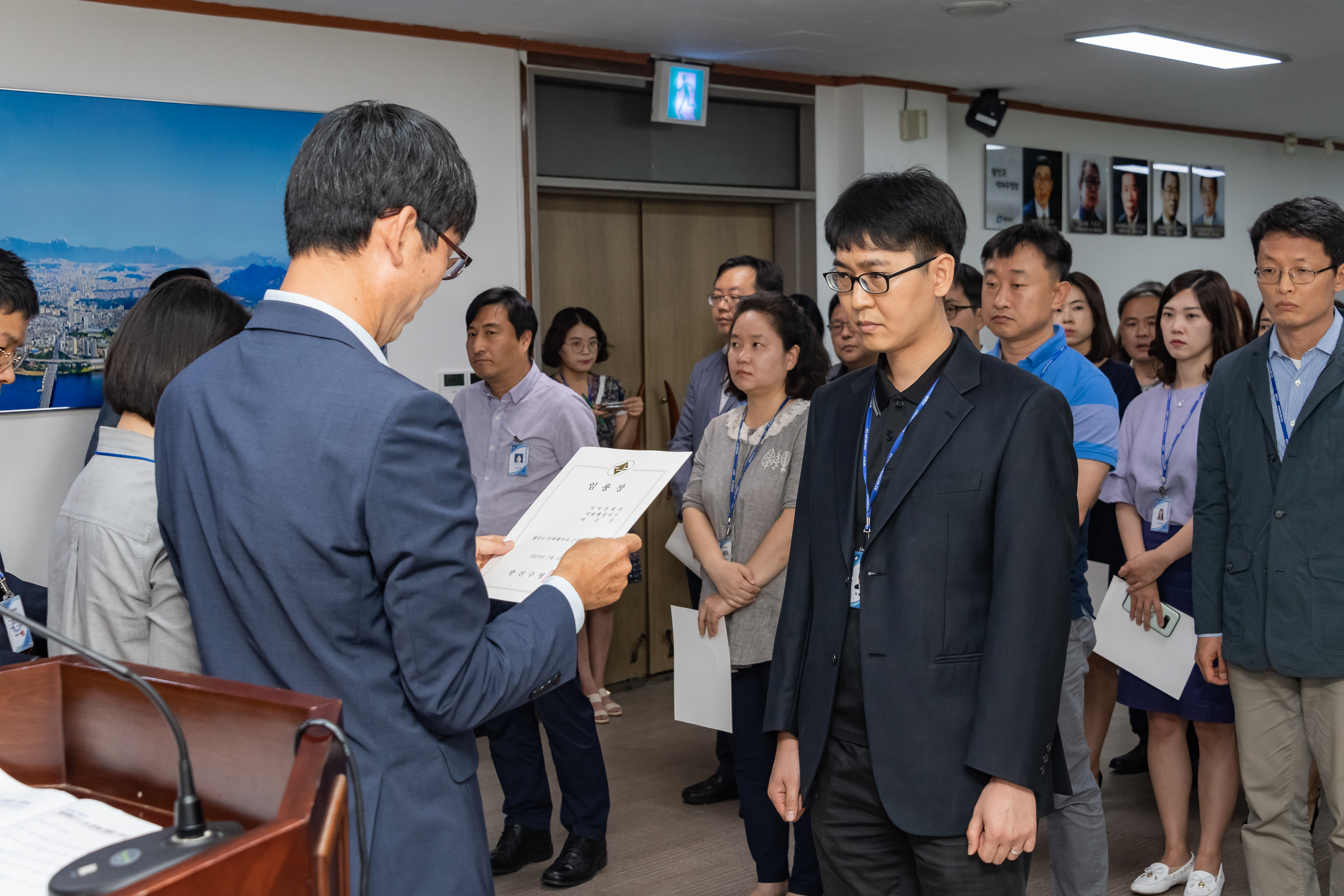 20190626-2019년 하반기 정기인사 발령장 수여식 20190626-85302_S_195753.jpg