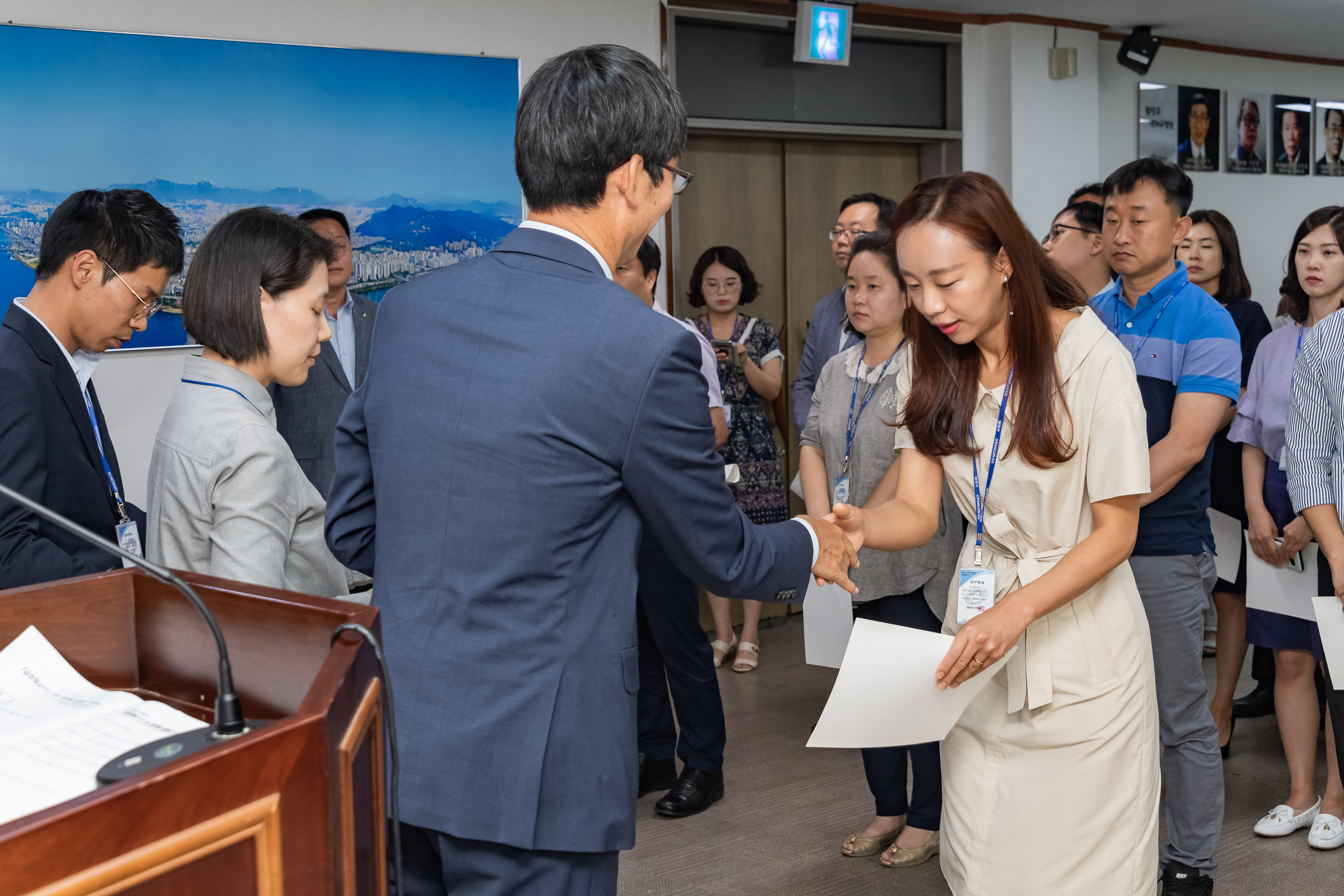 20190626-2019년 하반기 정기인사 발령장 수여식 20190626-85324_S_195755.jpg