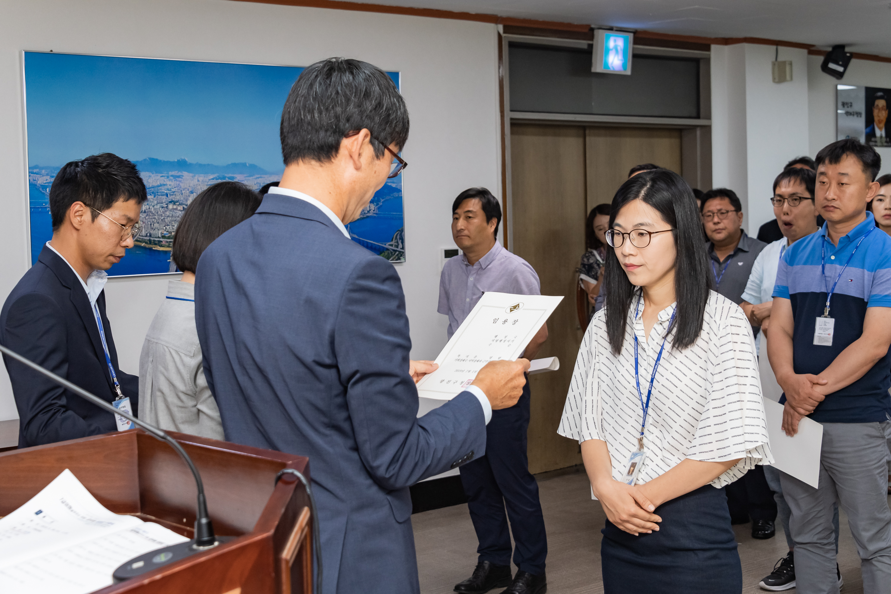 20190626-2019년 하반기 정기인사 발령장 수여식 20190626-85330_S_195756.jpg