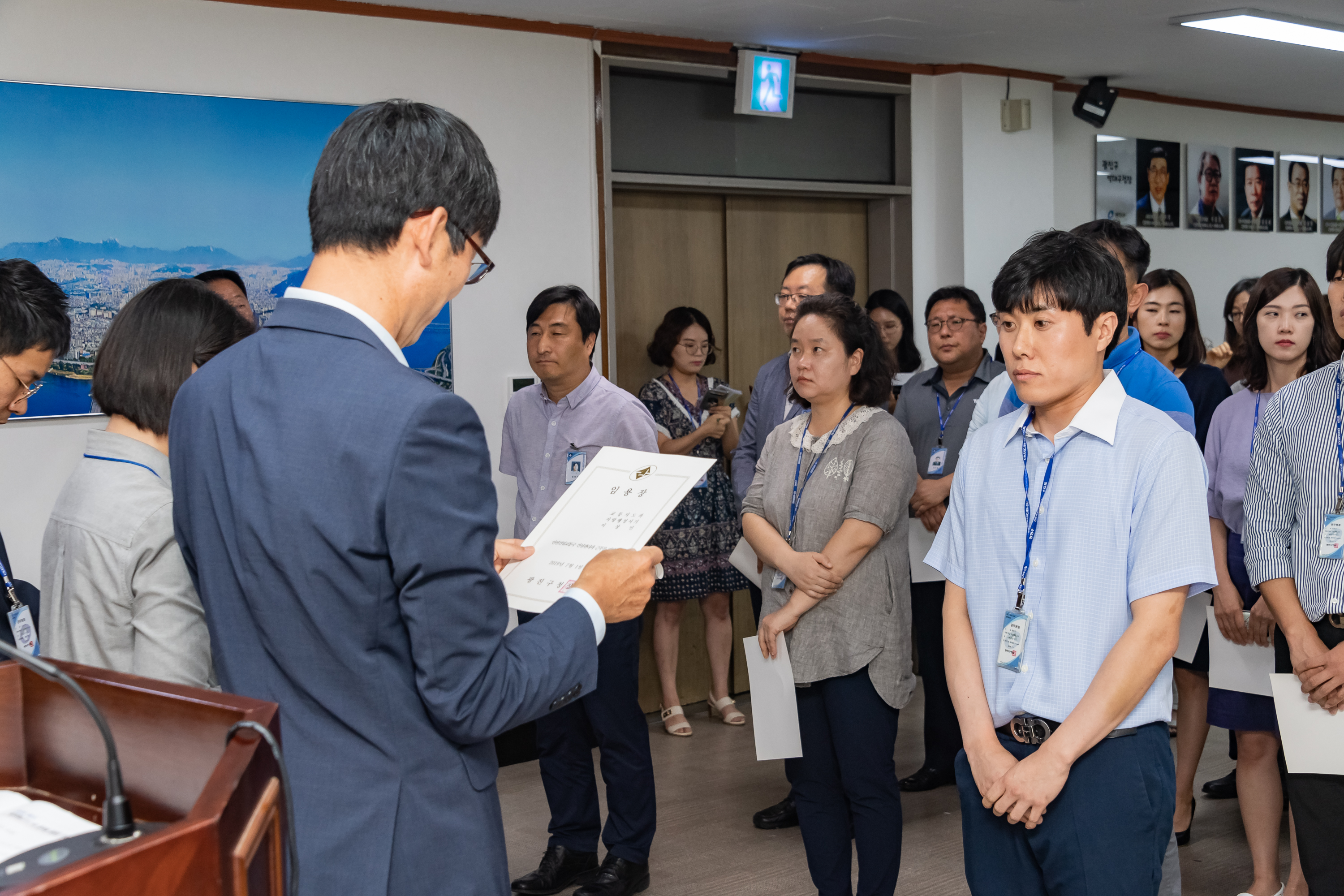 20190626-2019년 하반기 정기인사 발령장 수여식 20190626-85353_S_195800.jpg