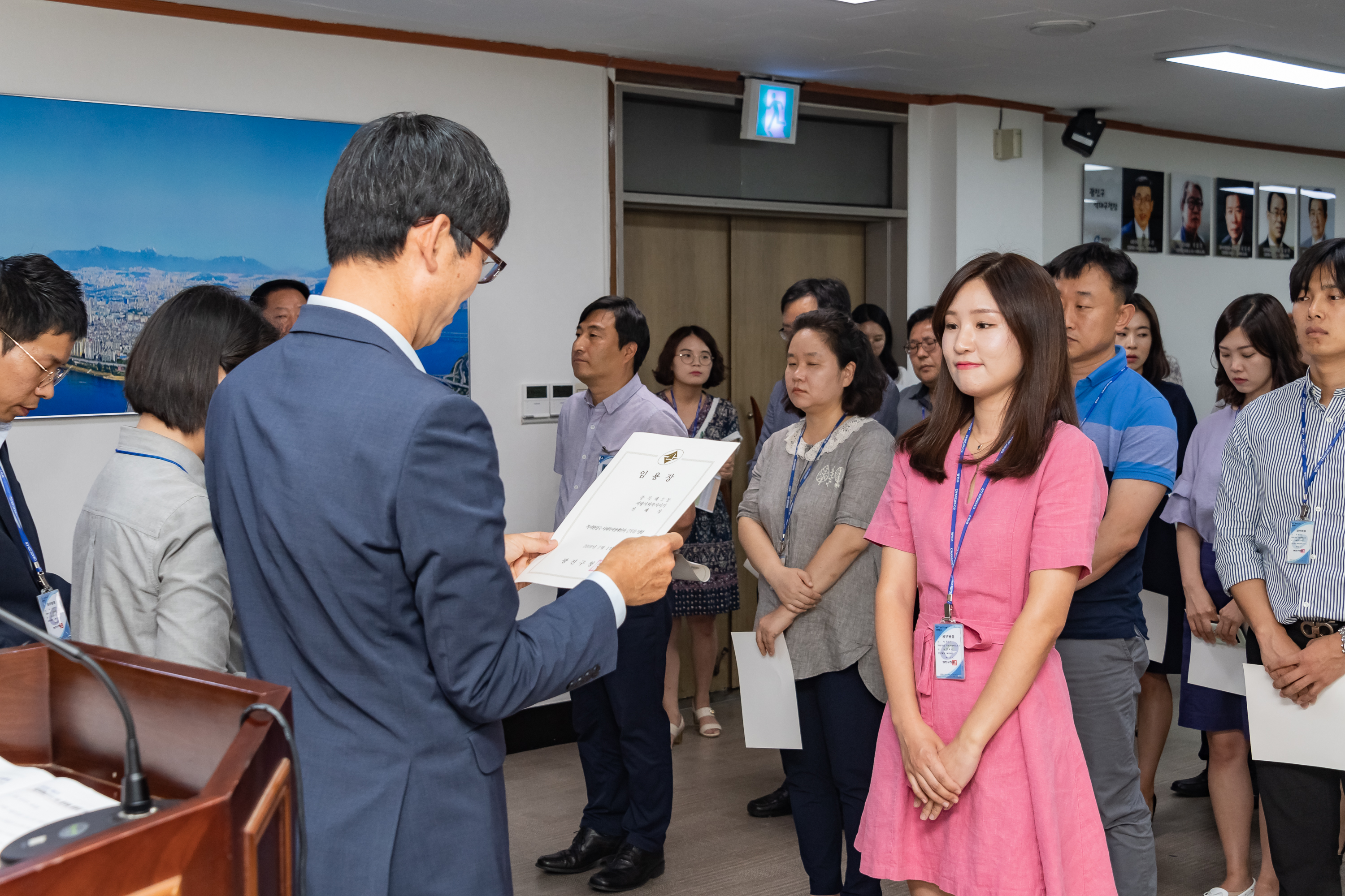 20190626-2019년 하반기 정기인사 발령장 수여식 20190626-85405_S_195806.jpg