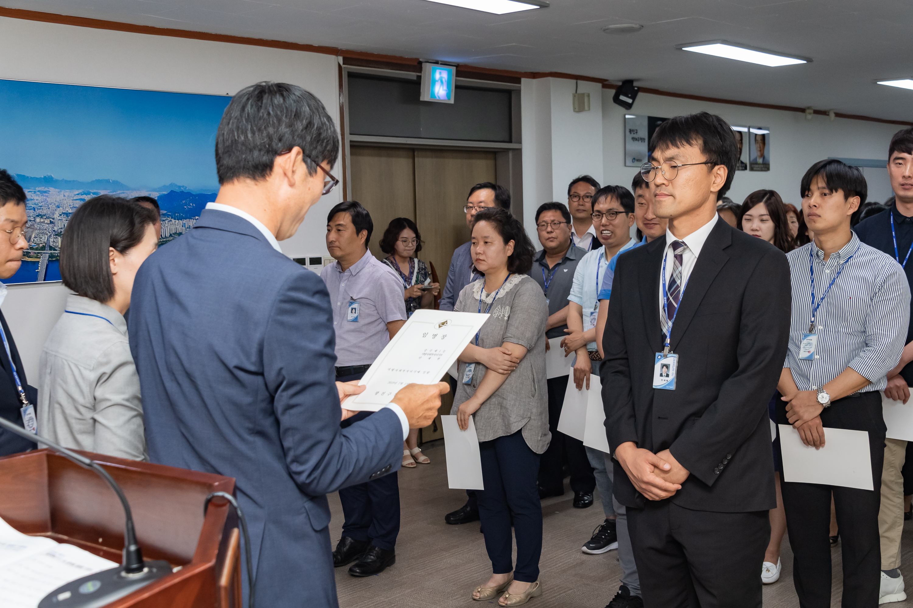 20190626-2019년 하반기 정기인사 발령장 수여식 20190626-85508_S_195820.jpg