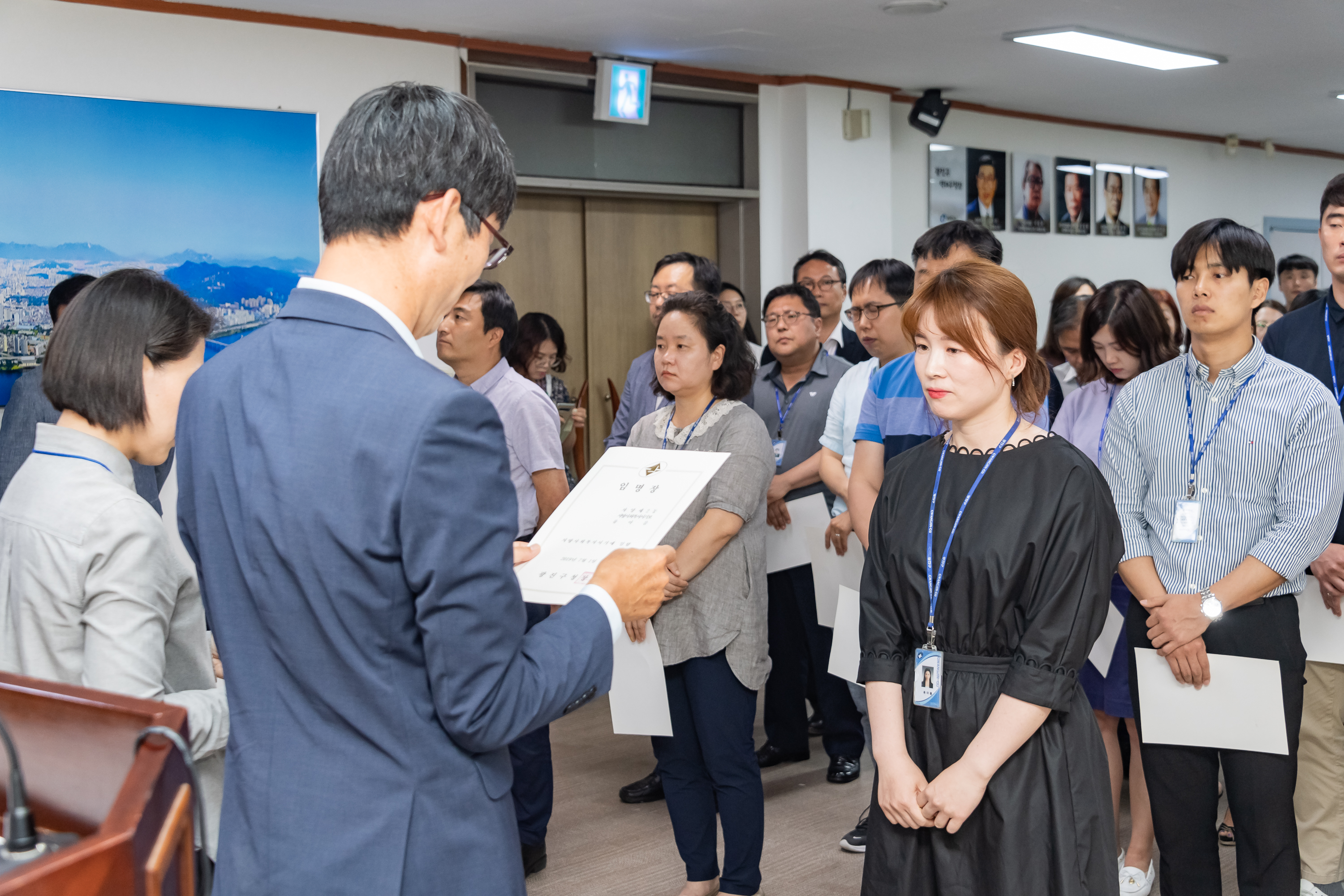 20190626-2019년 하반기 정기인사 발령장 수여식 20190626-85558_S_195826.jpg