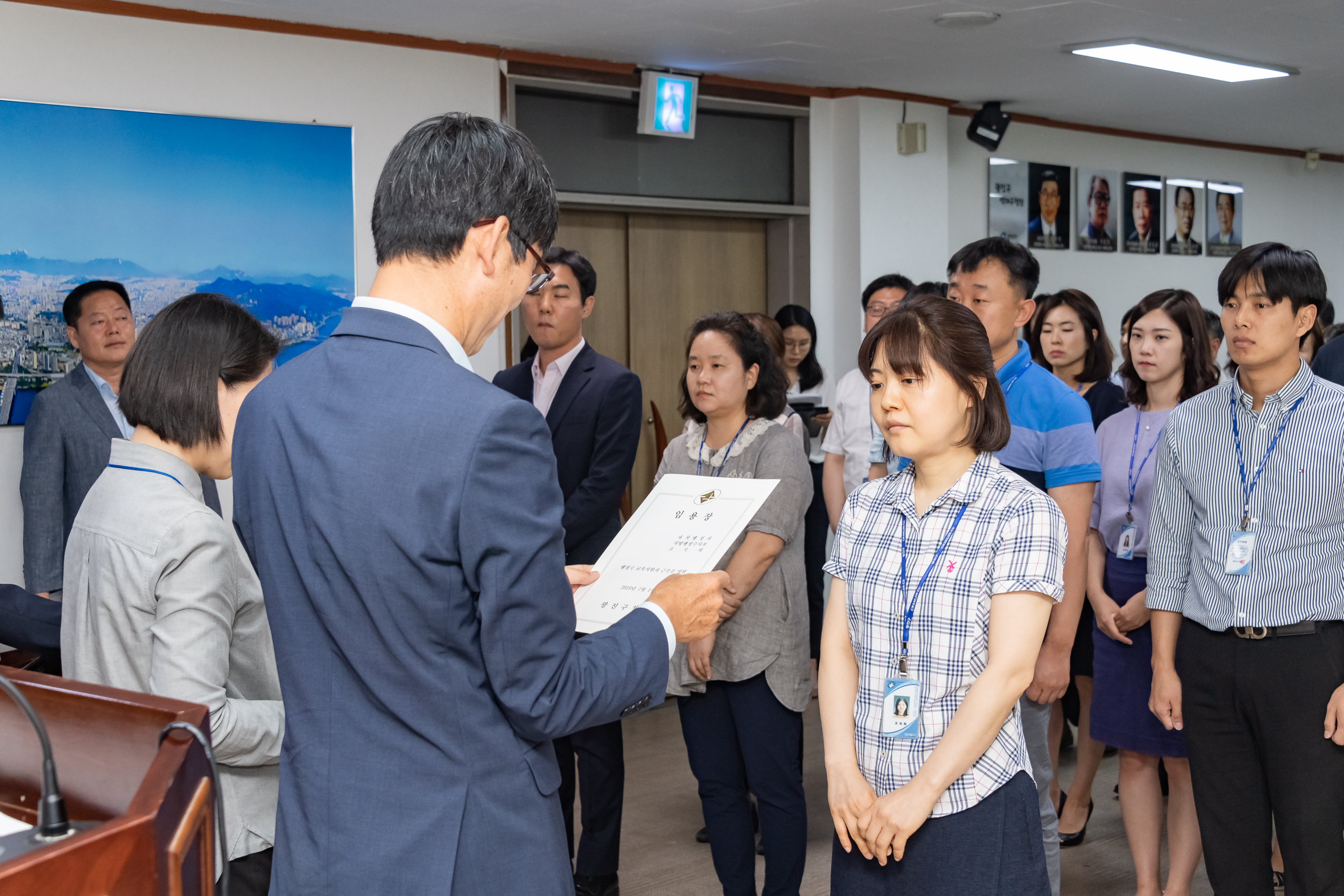 20190626-2019년 하반기 정기인사 발령장 수여식 20190626-84993_S_195704.jpg