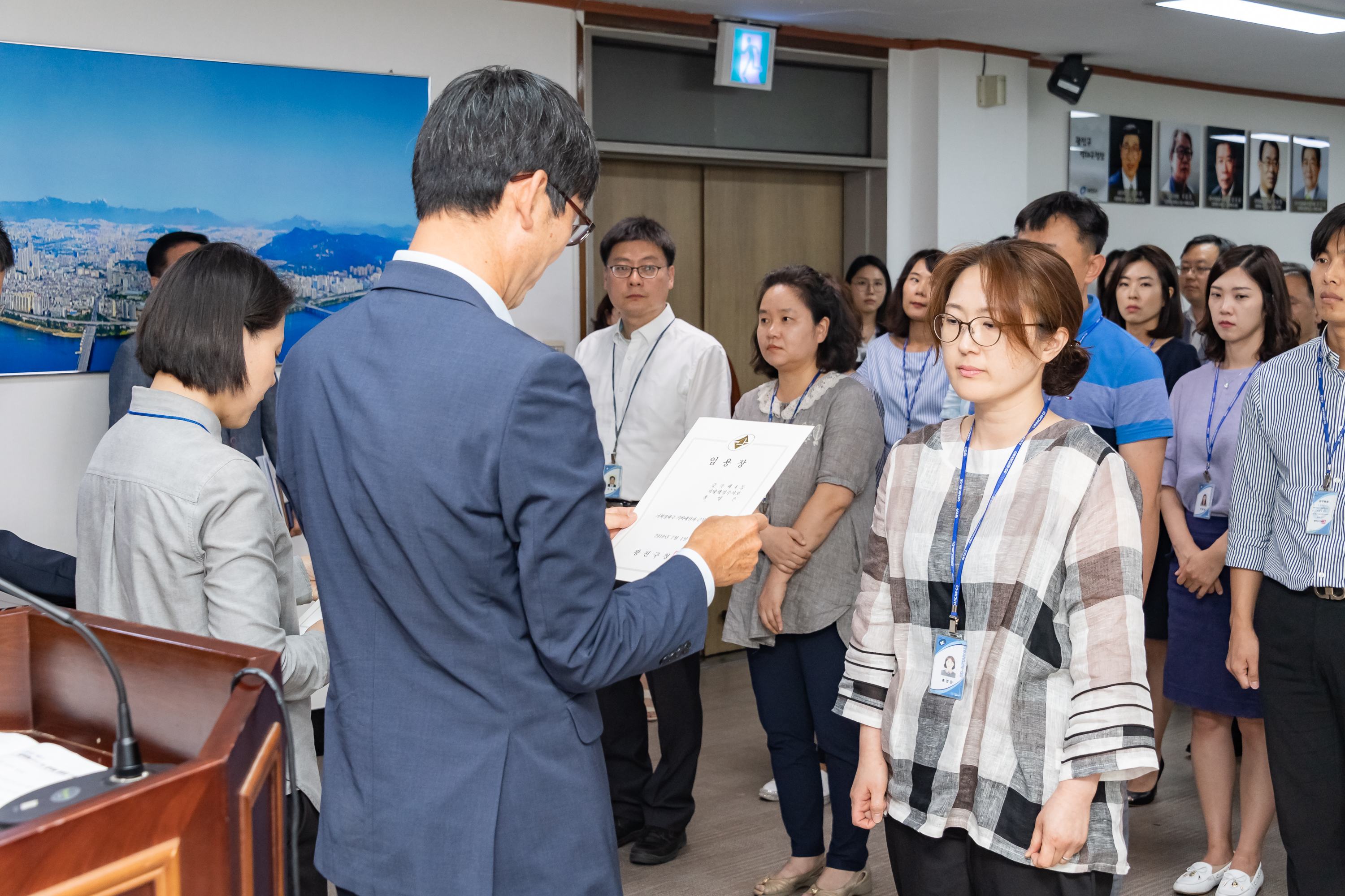 20190626-2019년 하반기 정기인사 발령장 수여식 20190626-85006_S_195706.jpg