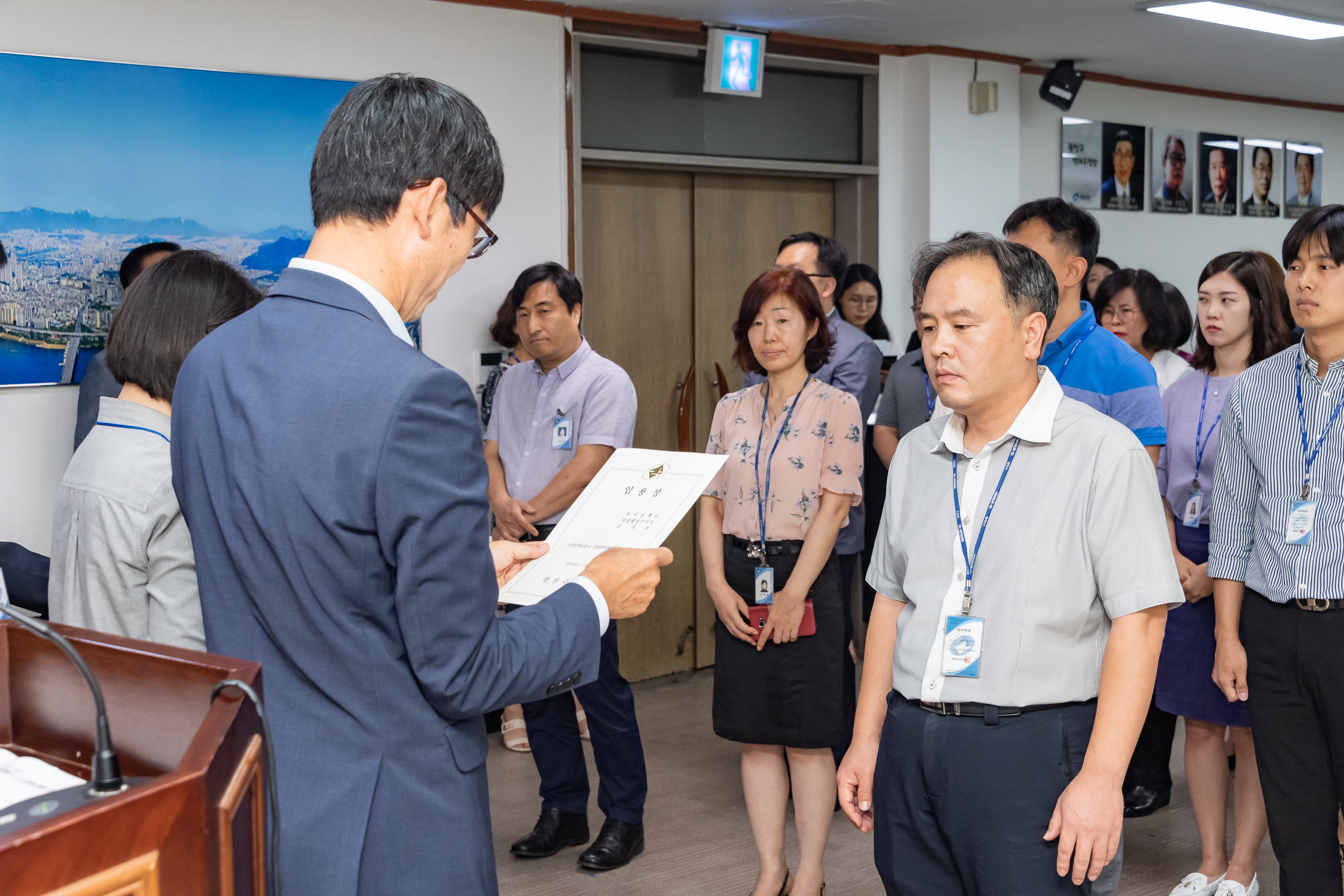20190626-2019년 하반기 정기인사 발령장 수여식 20190626-85046_S_195711.jpg