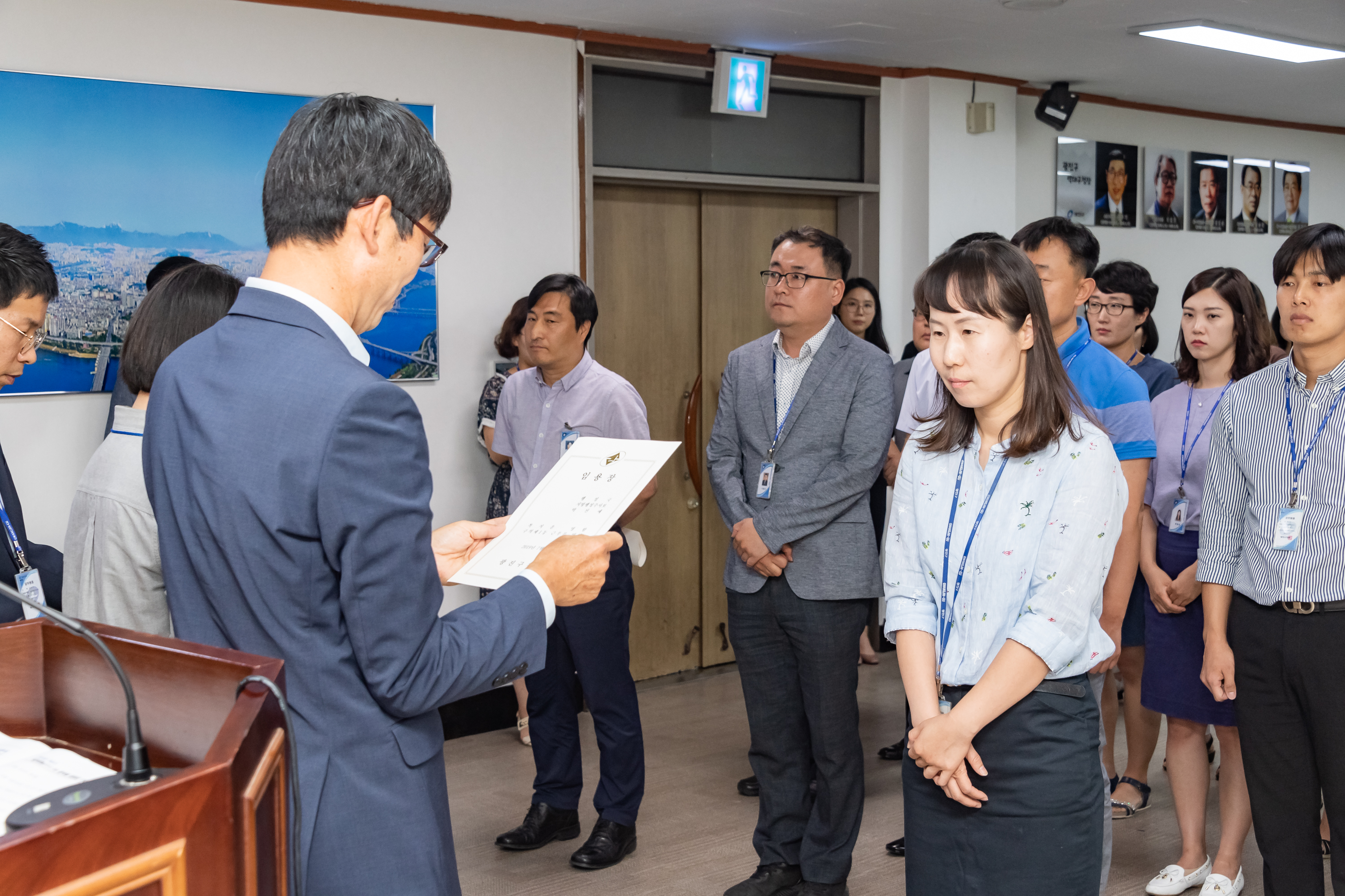 20190626-2019년 하반기 정기인사 발령장 수여식 20190626-85084_S_195716.jpg