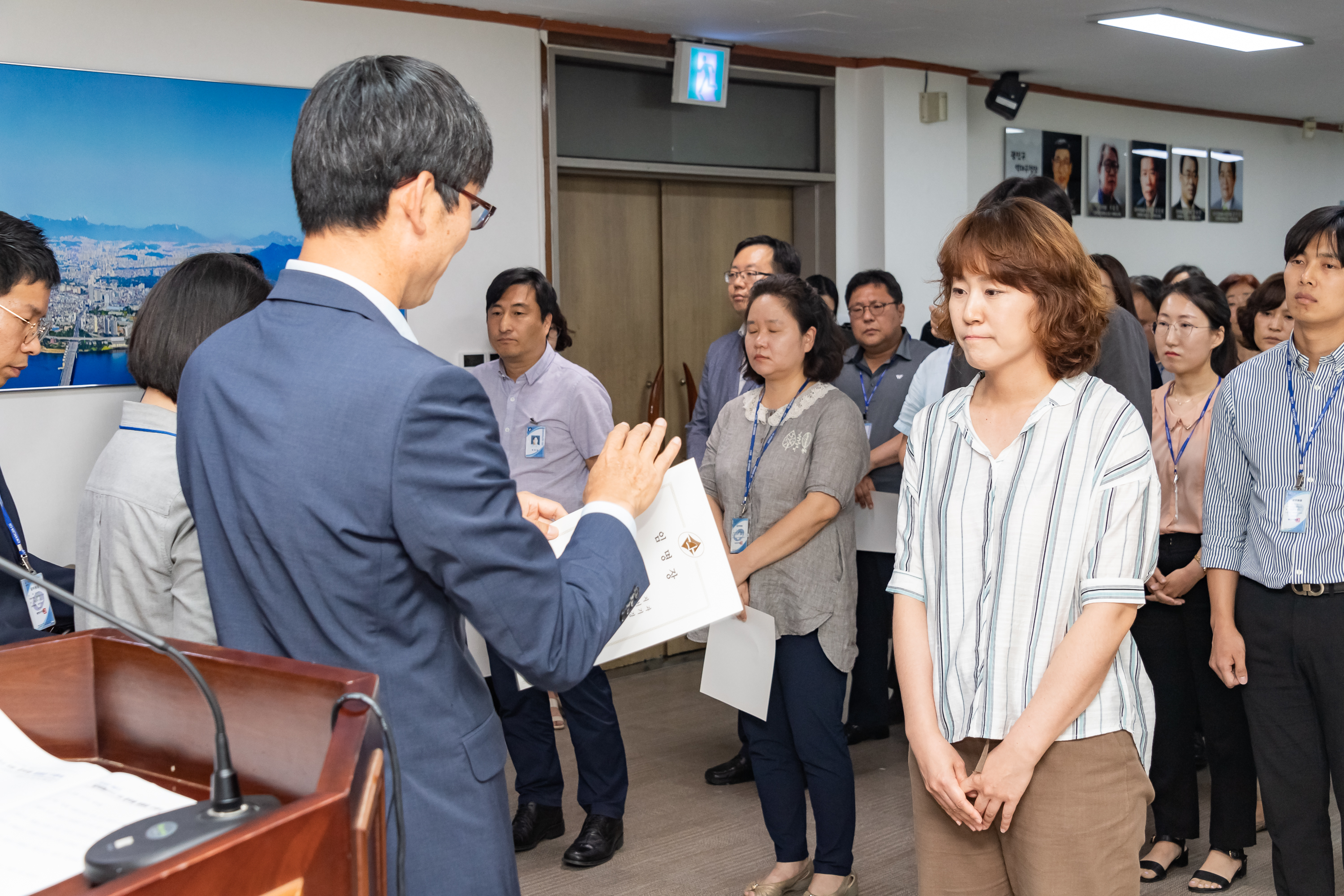 20190626-2019년 하반기 정기인사 발령장 수여식 20190626-85193_S_195739.jpg
