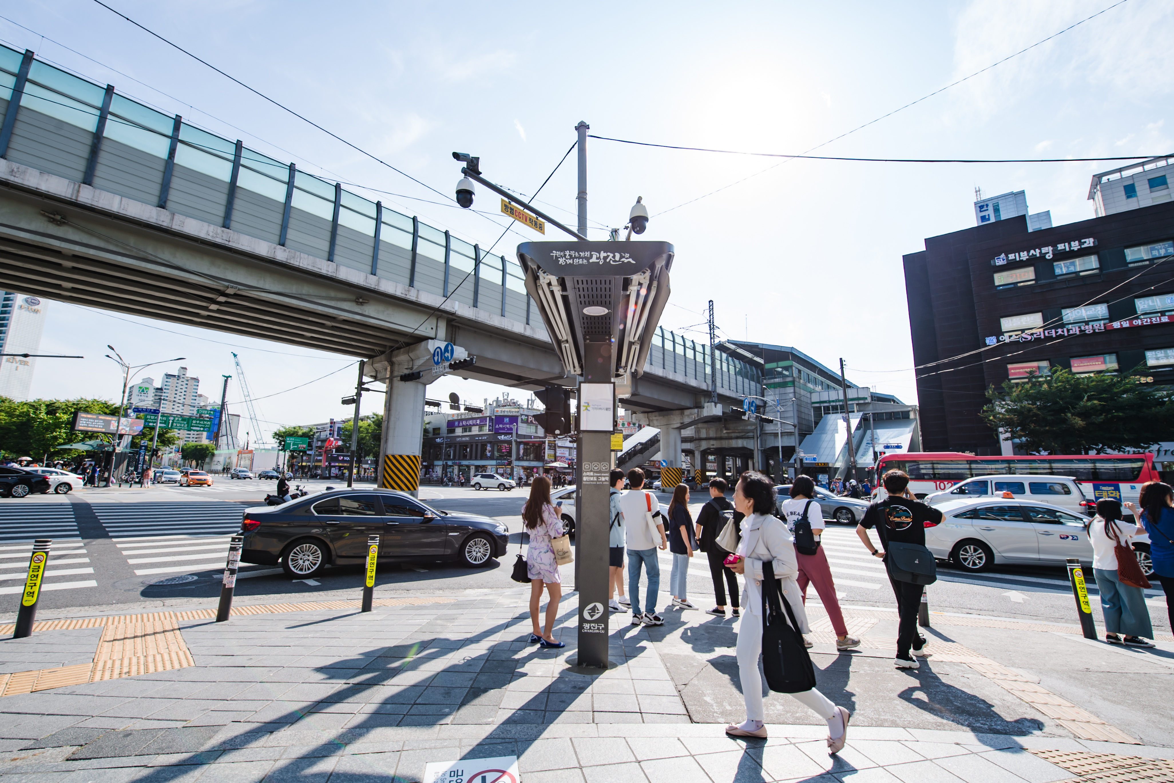 20190617-광진구 스마트 그늘막-자양사거리, 건대사거리 KakaoTalk_20190617_164900288_210323.jpg