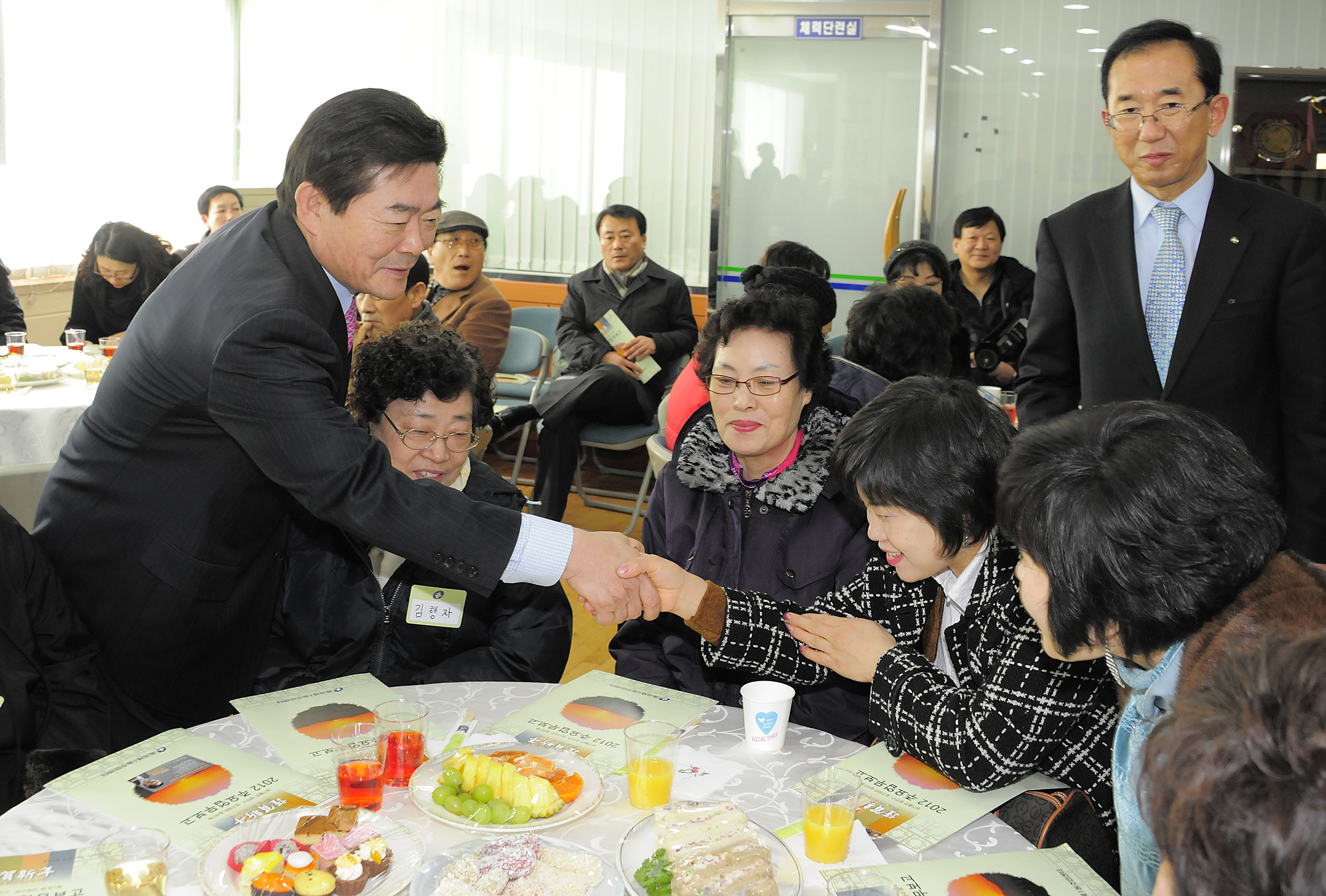 20120207-중곡1동 업무보고회 49813.JPG