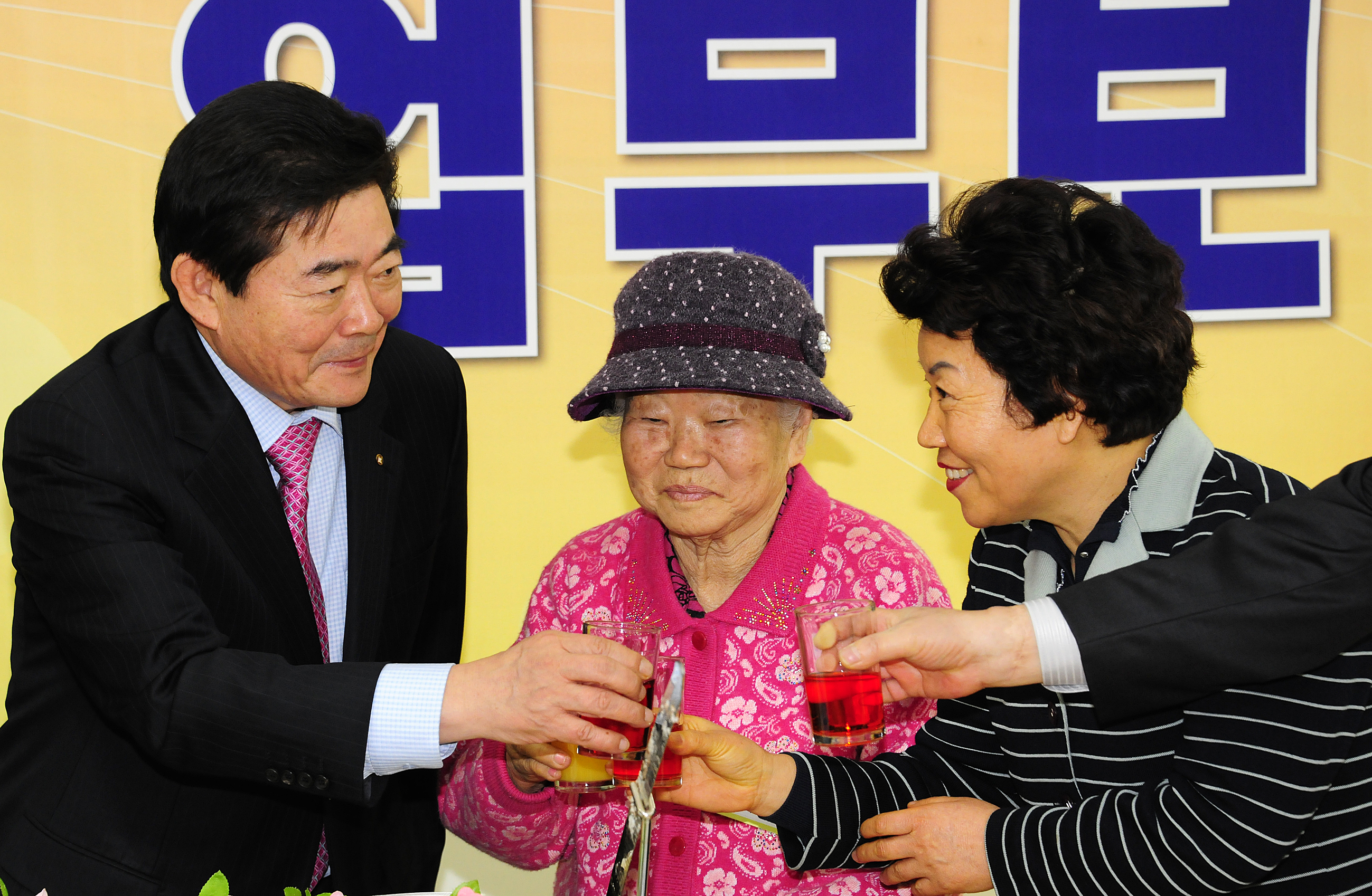 20120207-중곡1동 업무보고회 49875.JPG