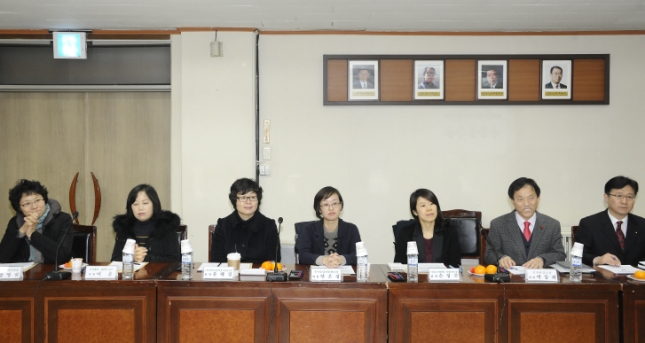 20140121-광진구 여성위원회 위촉장 수여 및 회의 95752.JPG