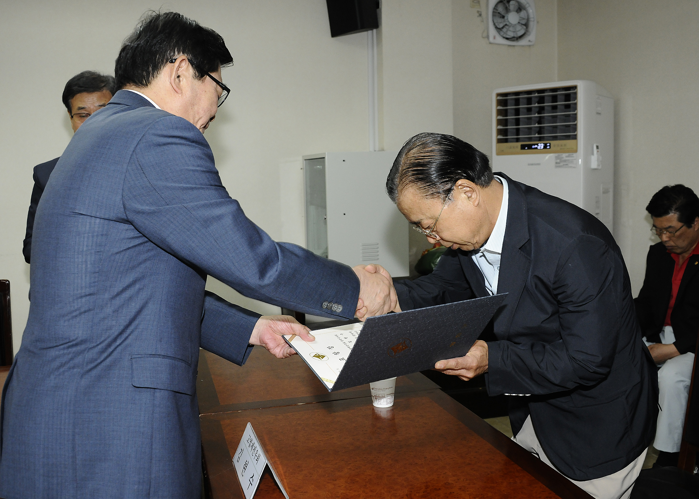 20130626-모범 국가유공자 표창 수여식 81261.JPG
