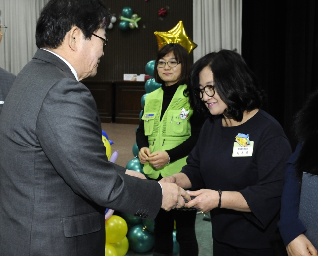 20151216-2015 자원봉사자의 날 기념 행사 개최 1차 130429.JPG