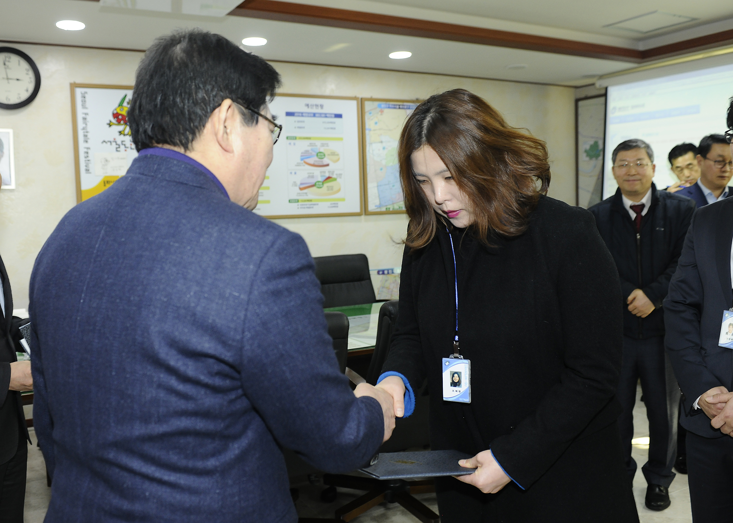 20160217-관리운영직 공무원 전직임용 발령 133821.JPG