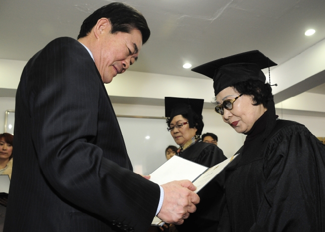 20120222-세종한글교육센터 졸업식 50161.JPG