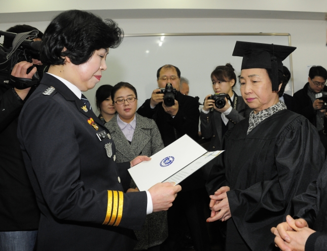20120222-세종한글교육센터 졸업식 50164.JPG