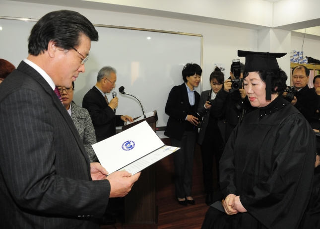 20120222-세종한글교육센터 졸업식 50172.JPG
