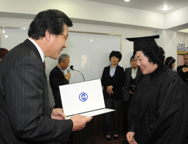 20120222-세종한글교육센터 졸업식 50173.JPG