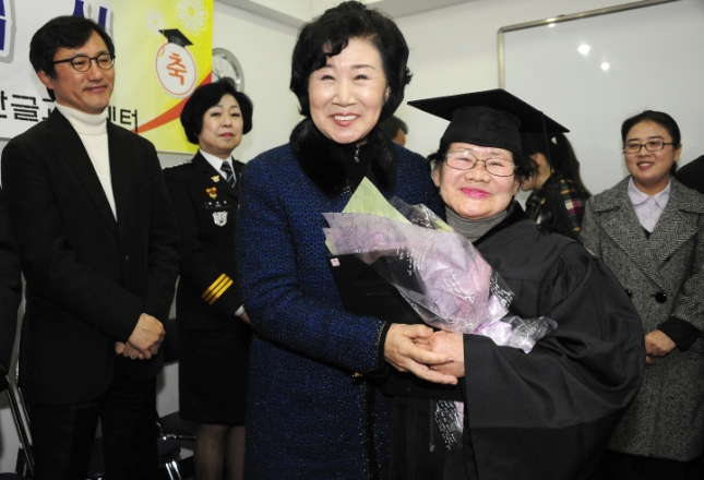 20120222-세종한글교육센터 졸업식 50179.JPG