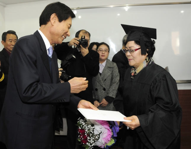20120222-세종한글교육센터 졸업식 50183.JPG
