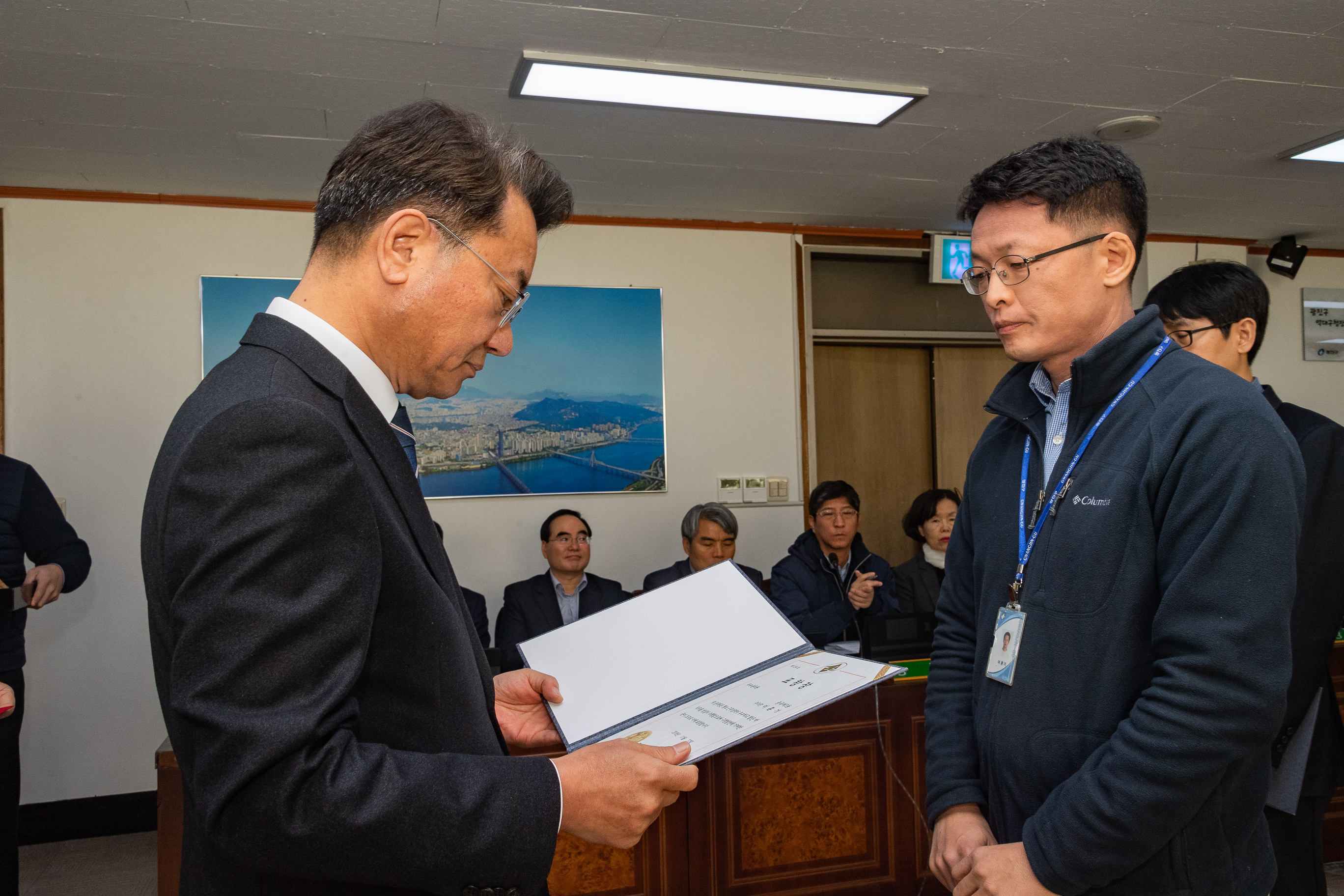 20181122-간부회의 우수공무원 179272.jpg