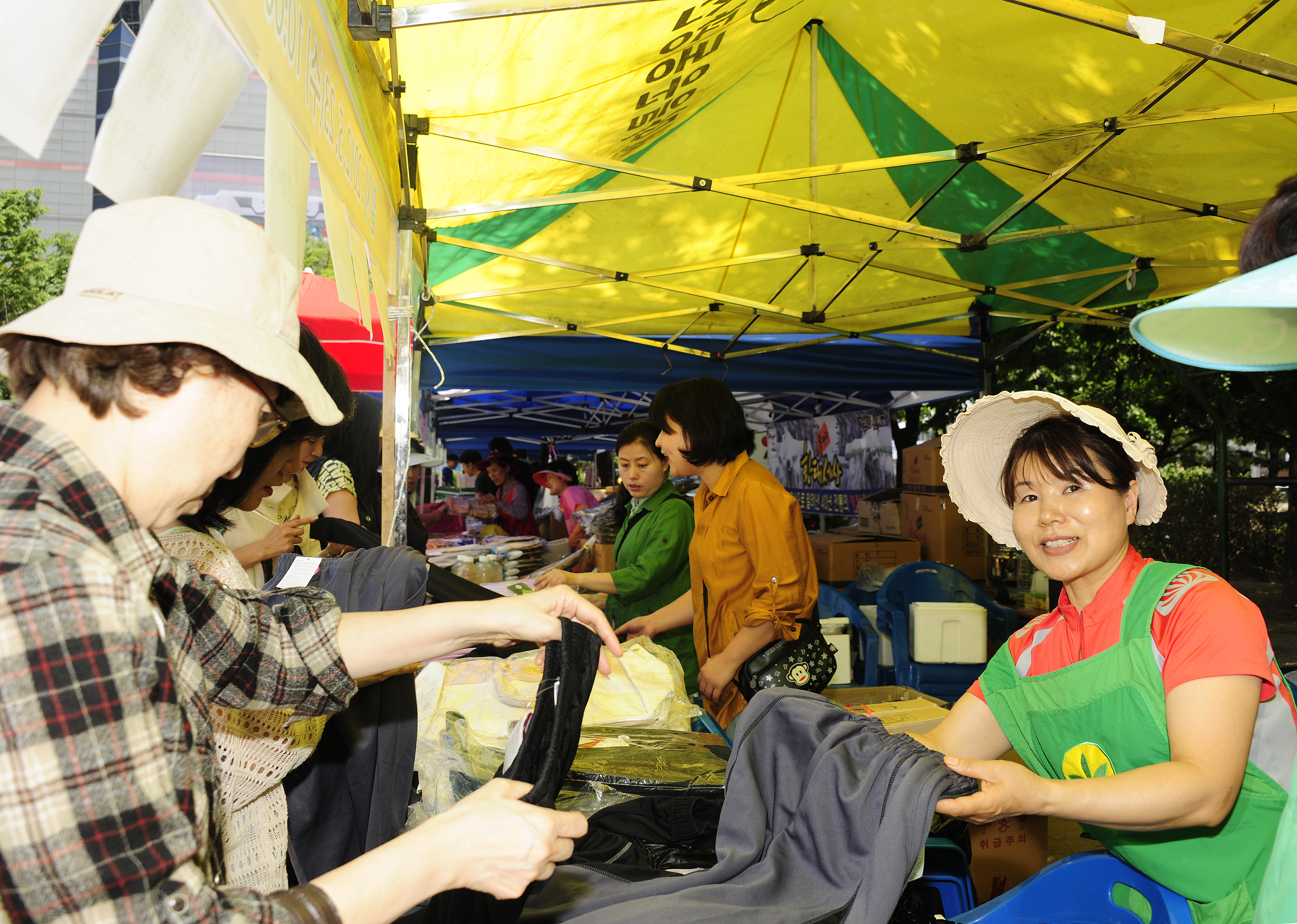 20120523-광진구민의 날 기념 농수산물 직거래장터 55145.JPG