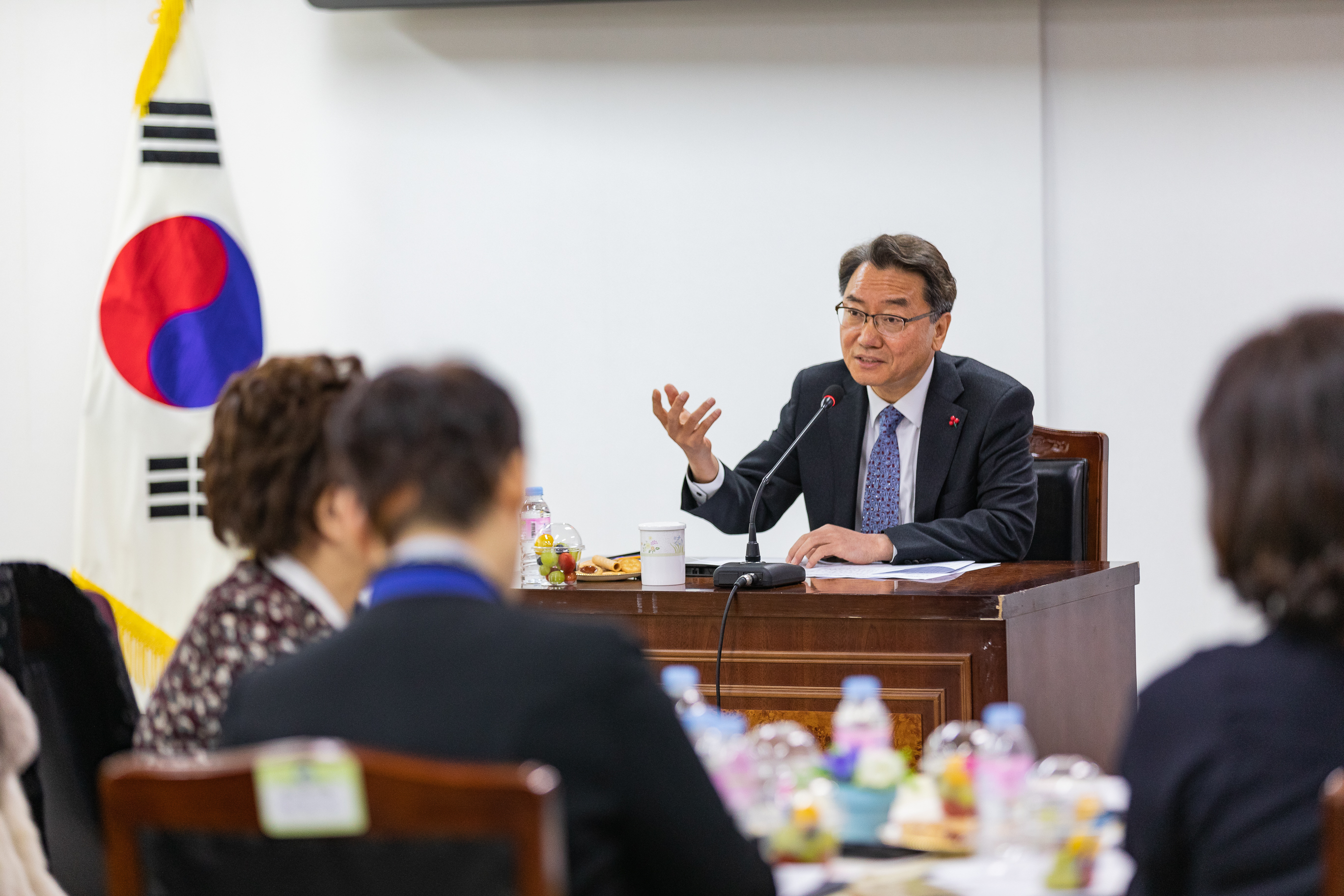 20181129-11월 정기 구민표창 수여식 179822.jpg