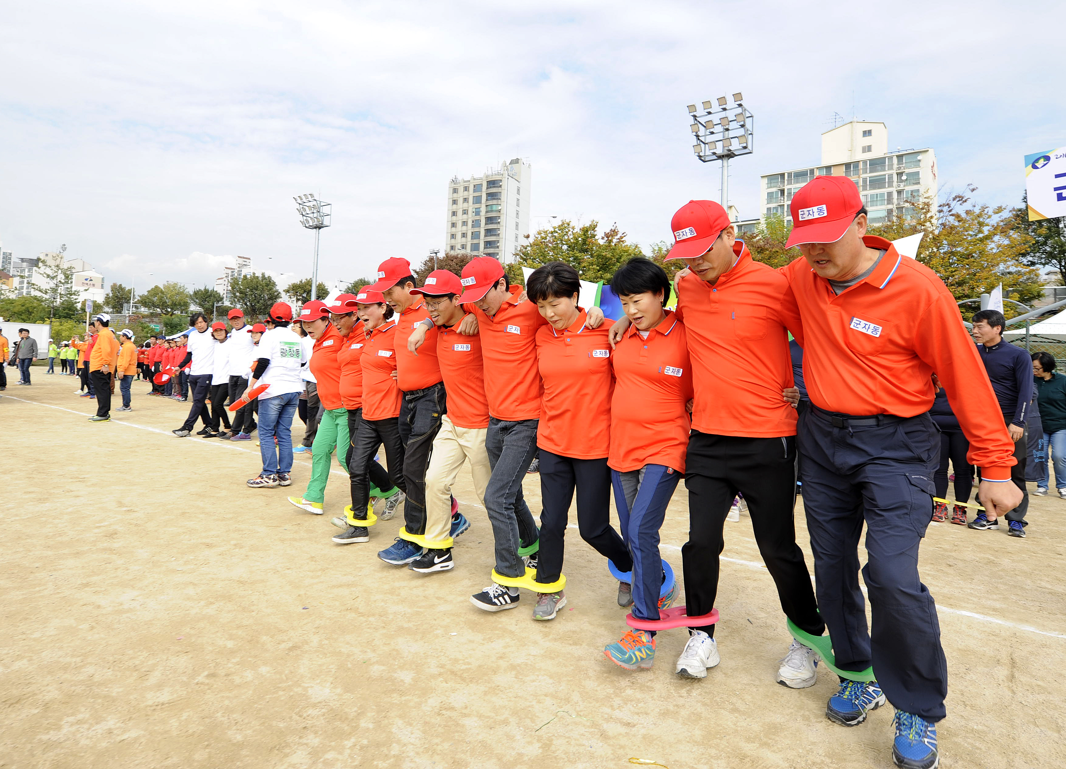 20161028-2016년 광진구민 체육대회(10인11각) 146365.JPG