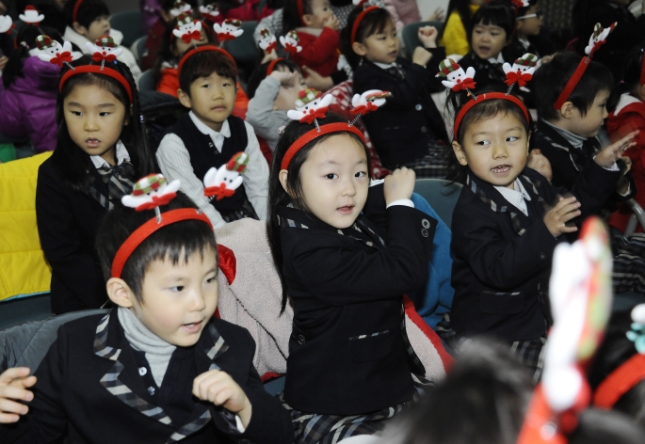 20151222-민간어린이집연합회 사랑나눔 저금통 모으기 행사 131369.JPG