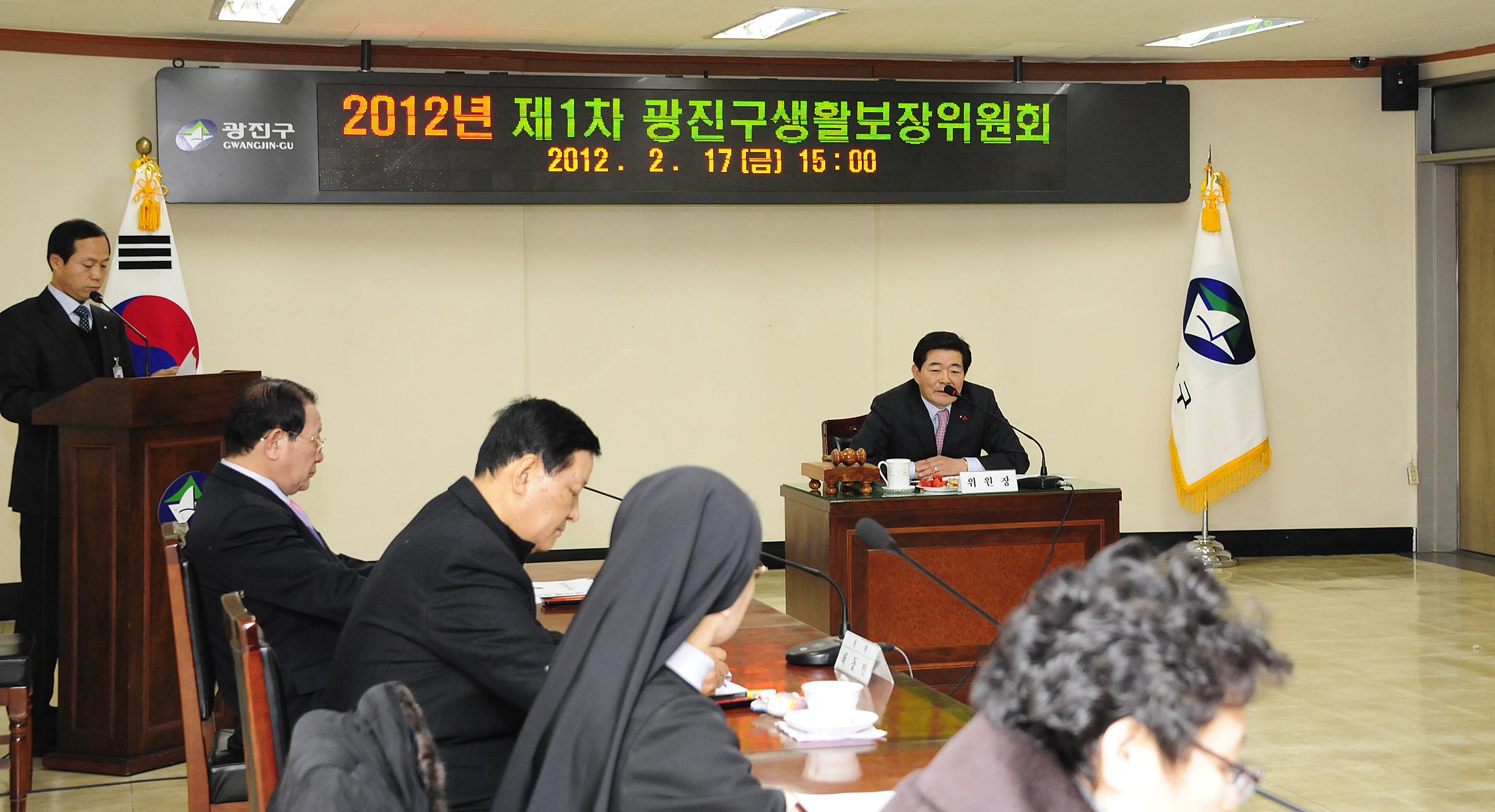 20120217-생활보장 위원회 50097.JPG