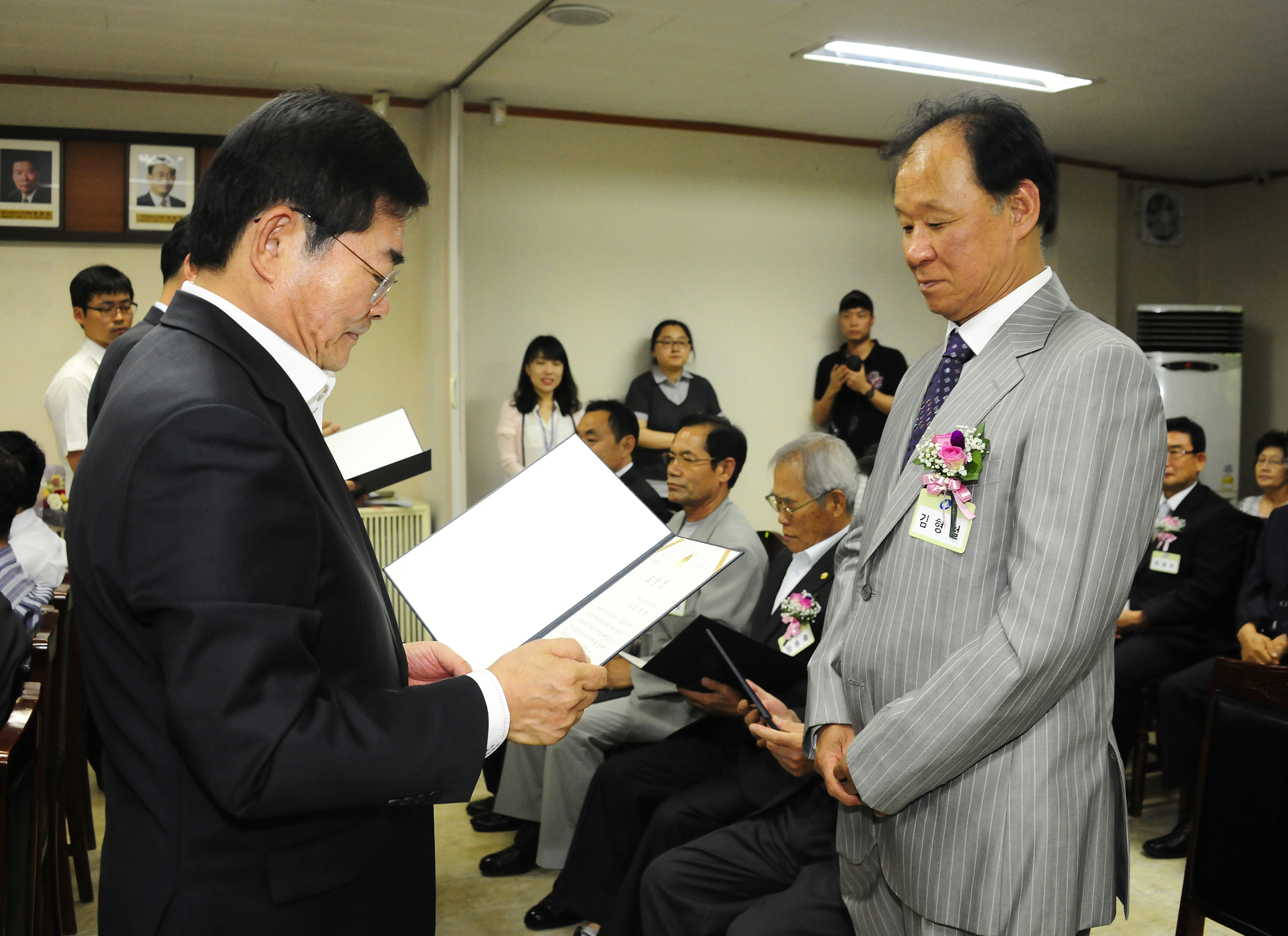 20120629-6월 정기구민표창 57259.JPG