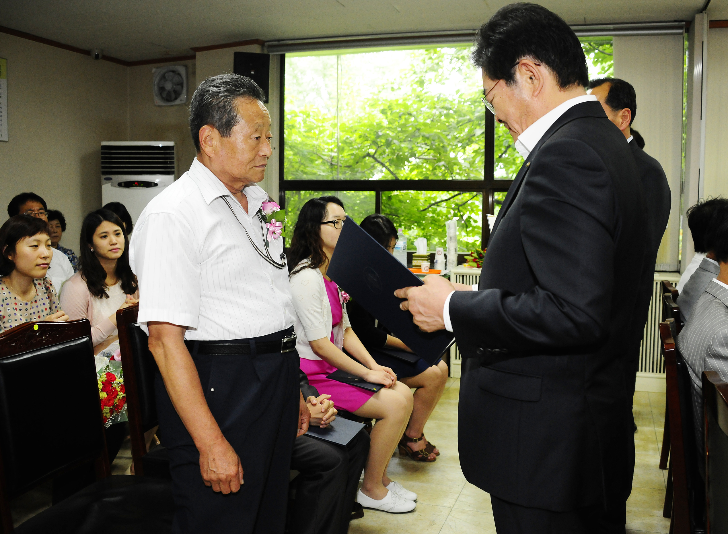 20120629-6월 정기구민표창 57278.JPG