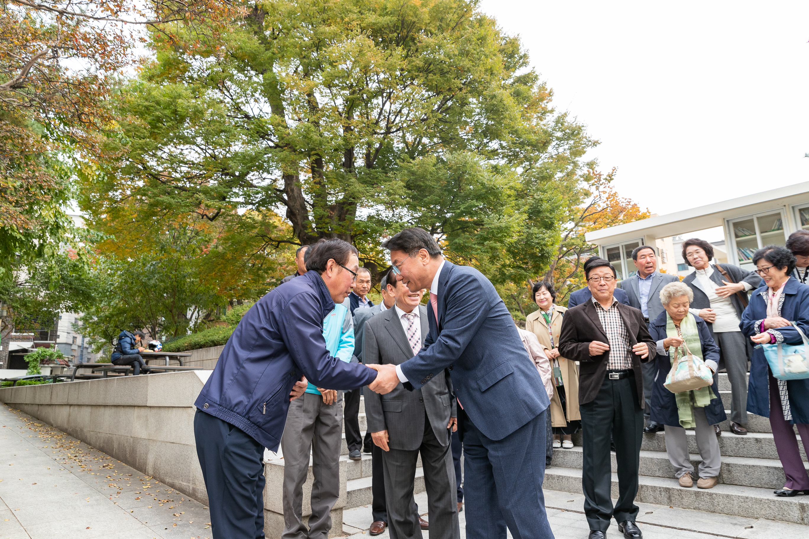 20181022-동 주민센터 초도순시-화양동 177909.jpg