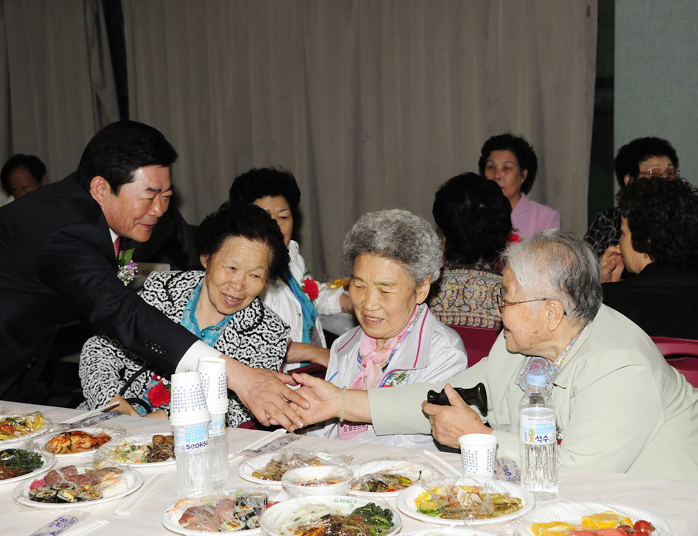 20120508-제8회 만수무강 칠 팔순잔치 53689.JPG